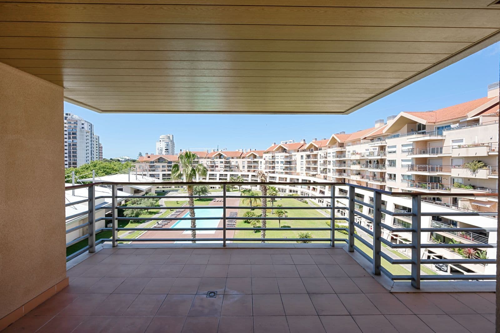 Apartamento T3 com jardim, Cascais - Imagem 26