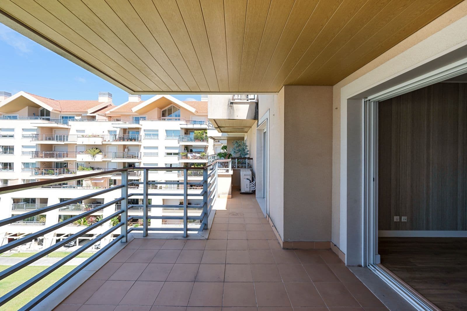 Apartamento T3 com jardim, Cascais - Imagem 32