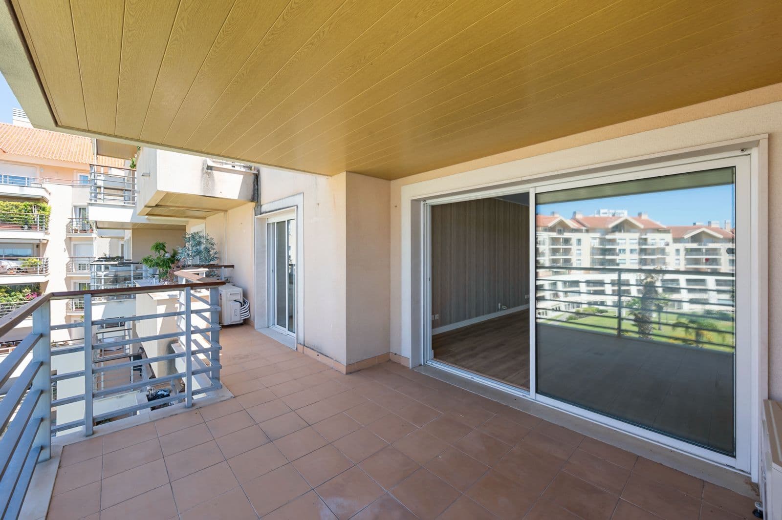 Apartamento T3 com jardim, Cascais - Imagem 33