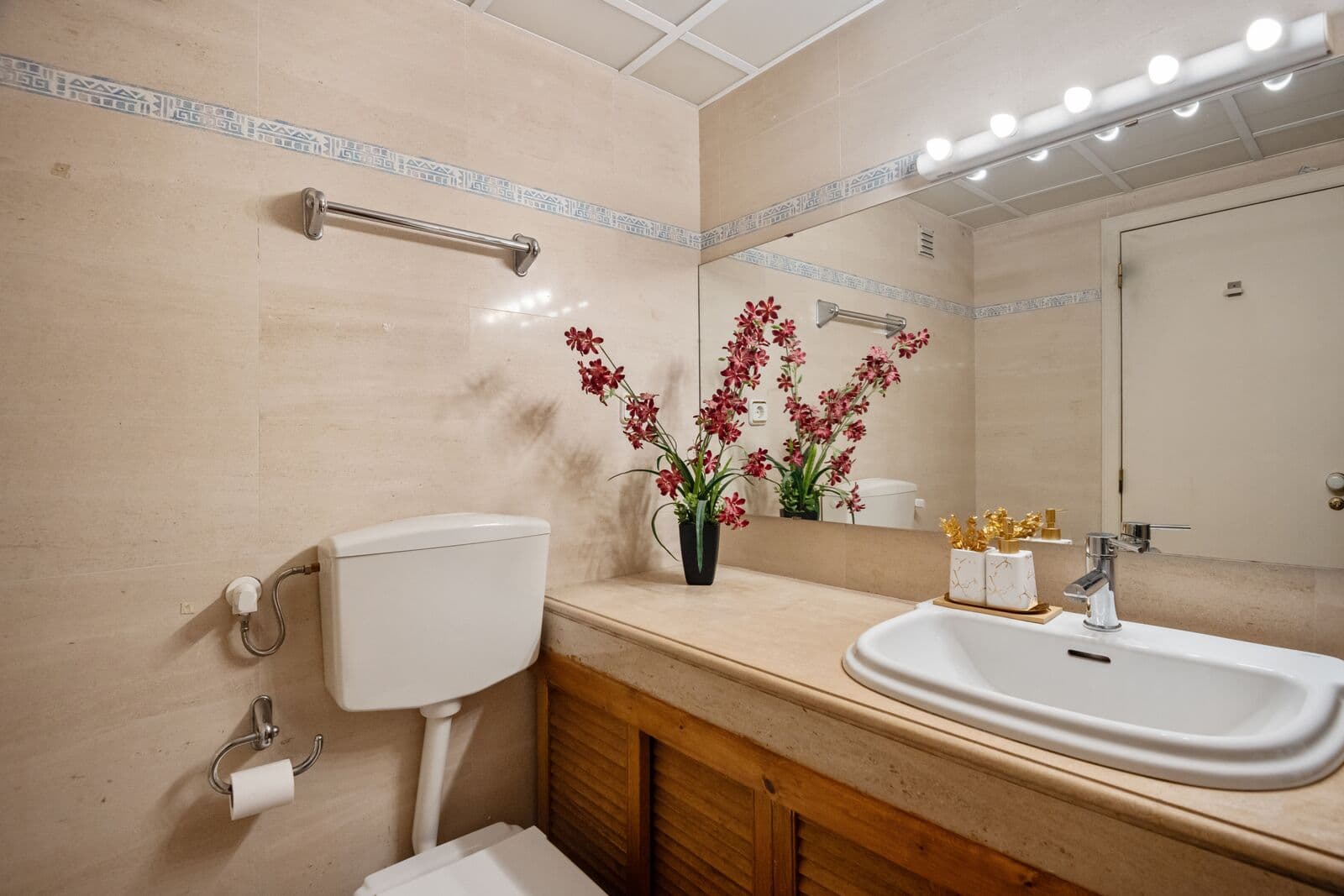 Apartamento T4 com vista, Laranjeiras, Lisboa - Imagem 21