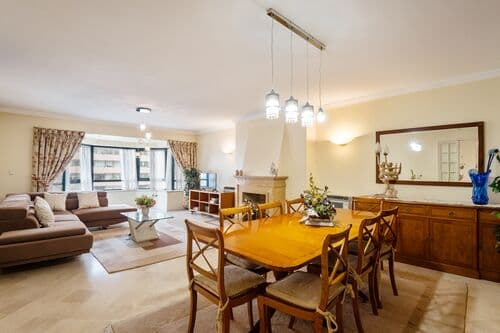 PF41638 - Apartamento T4 com vista, Laranjeiras, Lisboa - Imagem 5