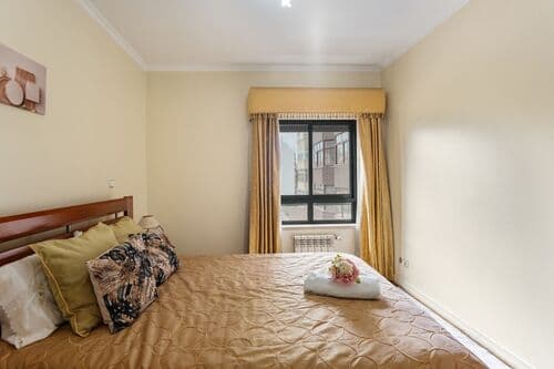 PF41638 - Apartamento T4 com vista, Laranjeiras, Lisboa - Imagem 25