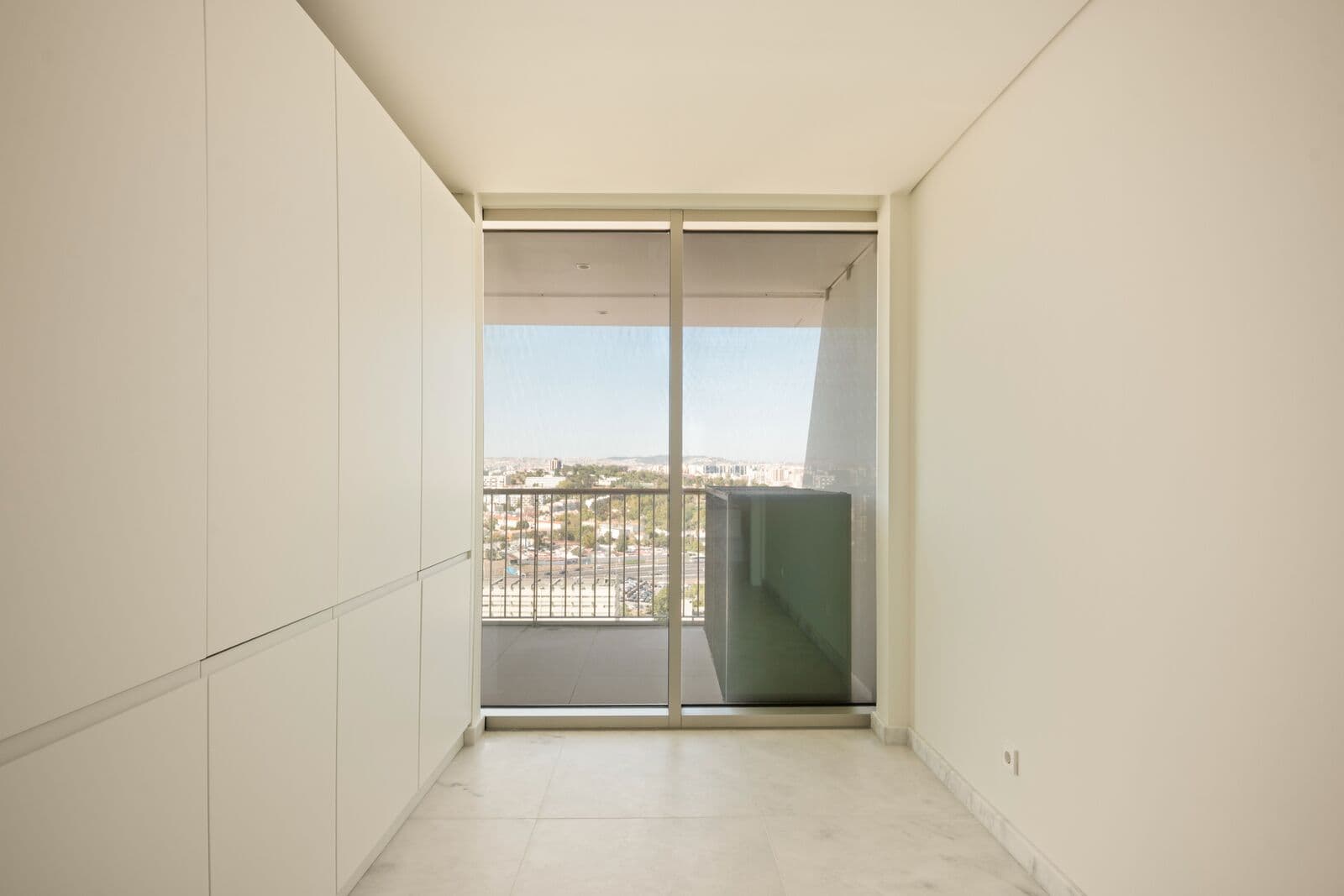 T4+1 em piso alto no Infinity, Lisboa - Imagem 10