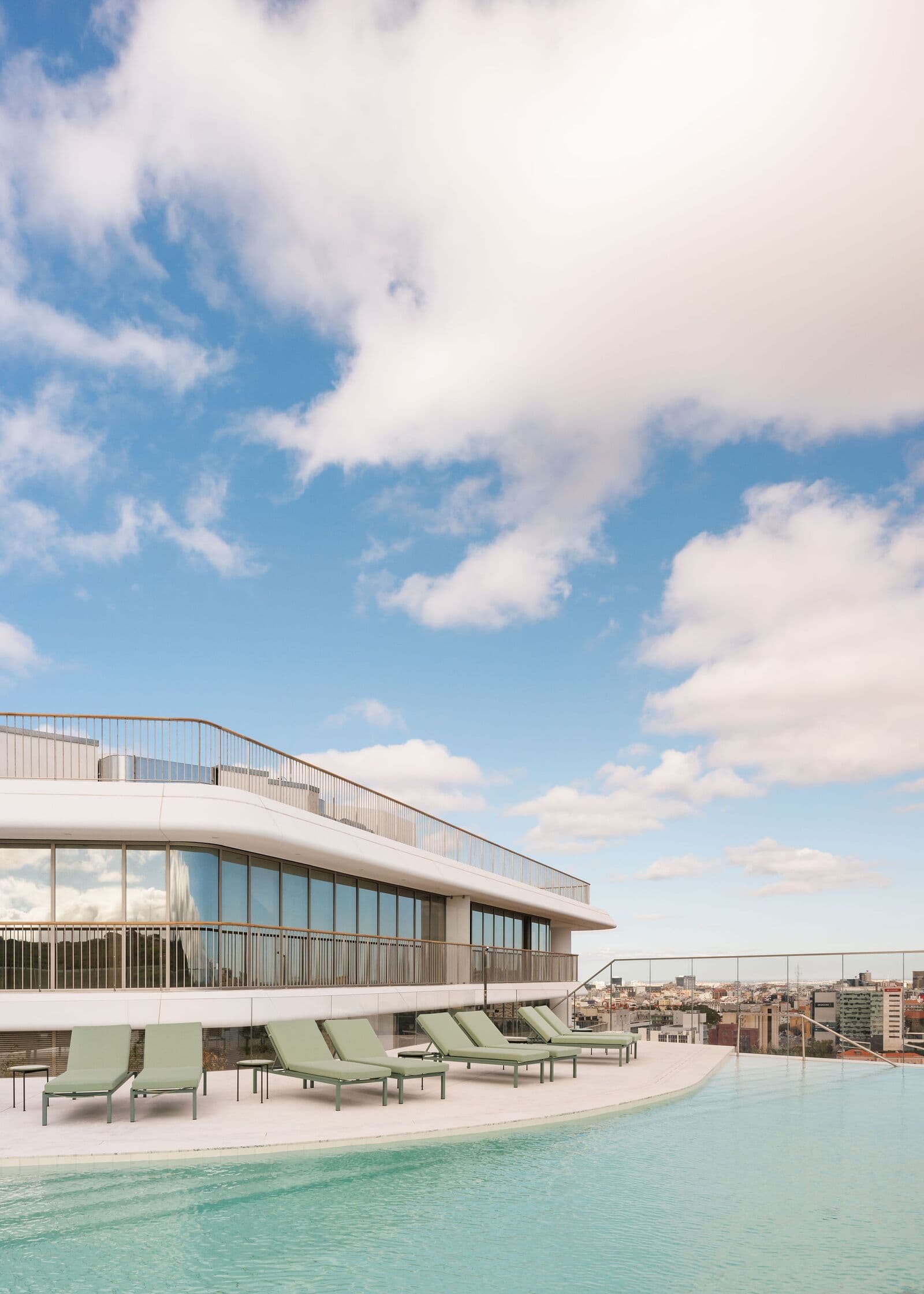 T4+1 em piso alto no Infinity, Lisboa - Imagem 61