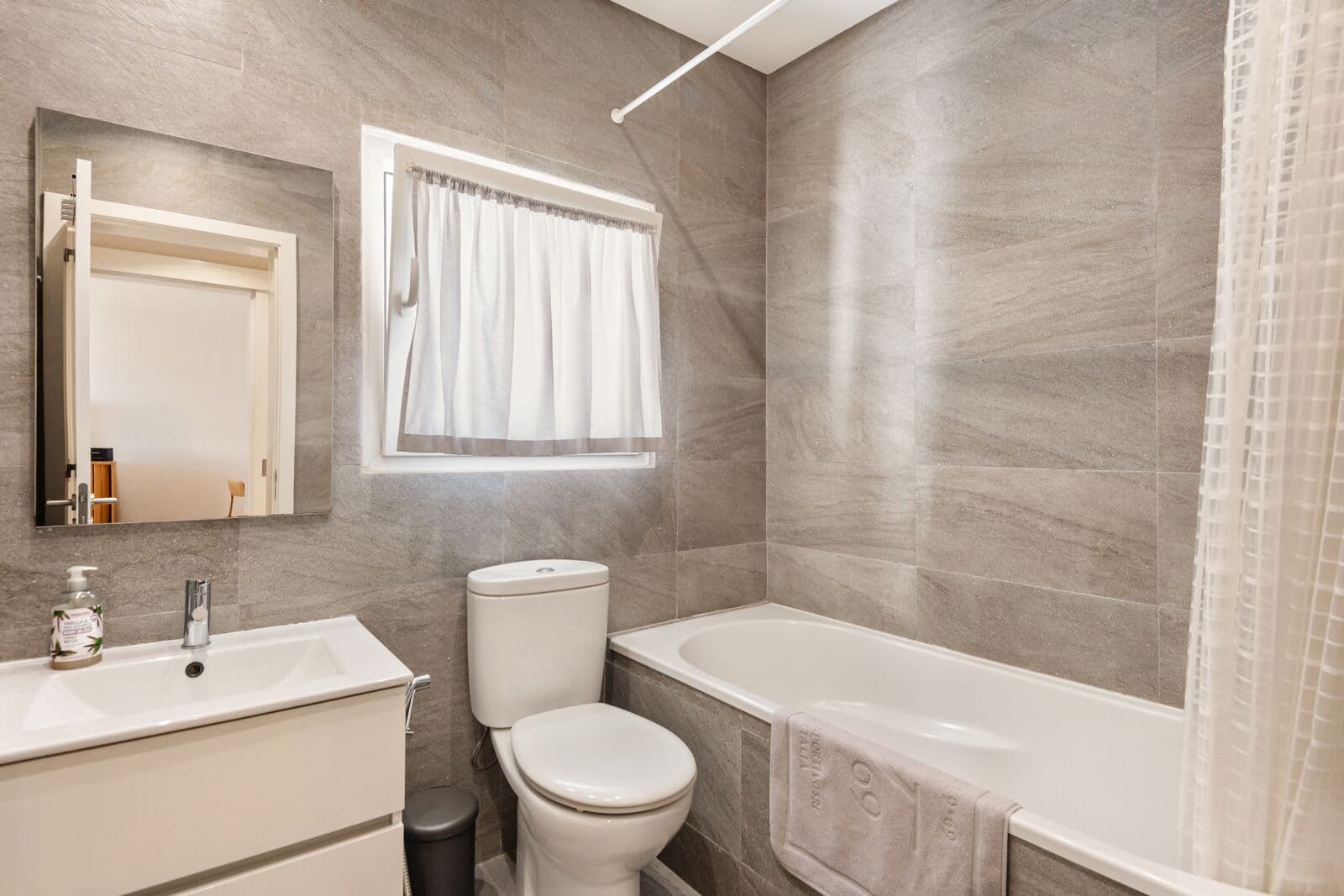 Apartamento T3 com terraço, Estrela, Lisboa - Imagem 17