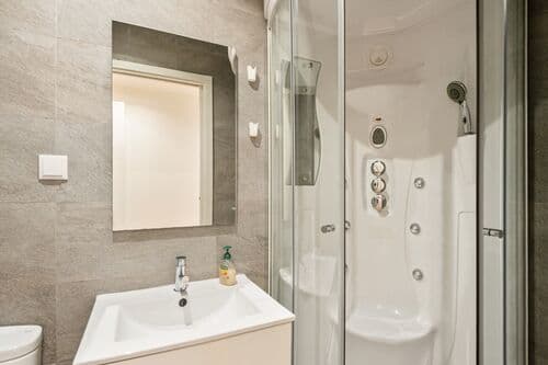 PF41655 - Appartement 4 pièces avec terrasse, Estrela, Lisboa - Image 24