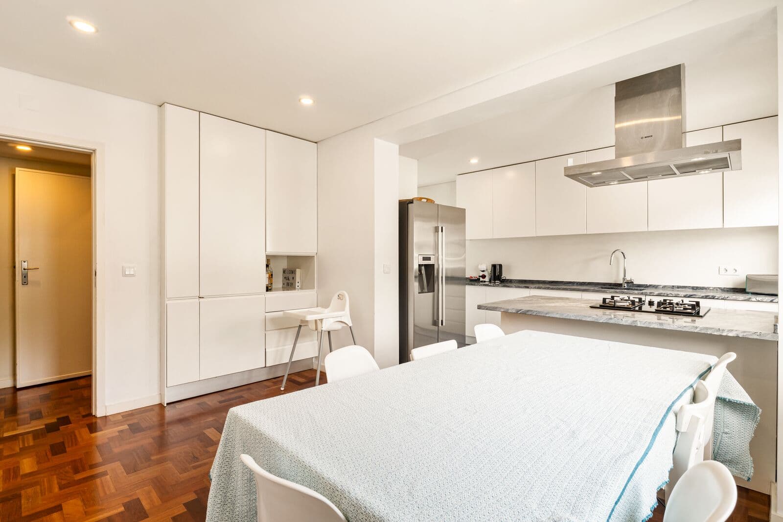 Maison isolée 8 pièces avec parking, Bairro do Rosário, Cascais - Image 13