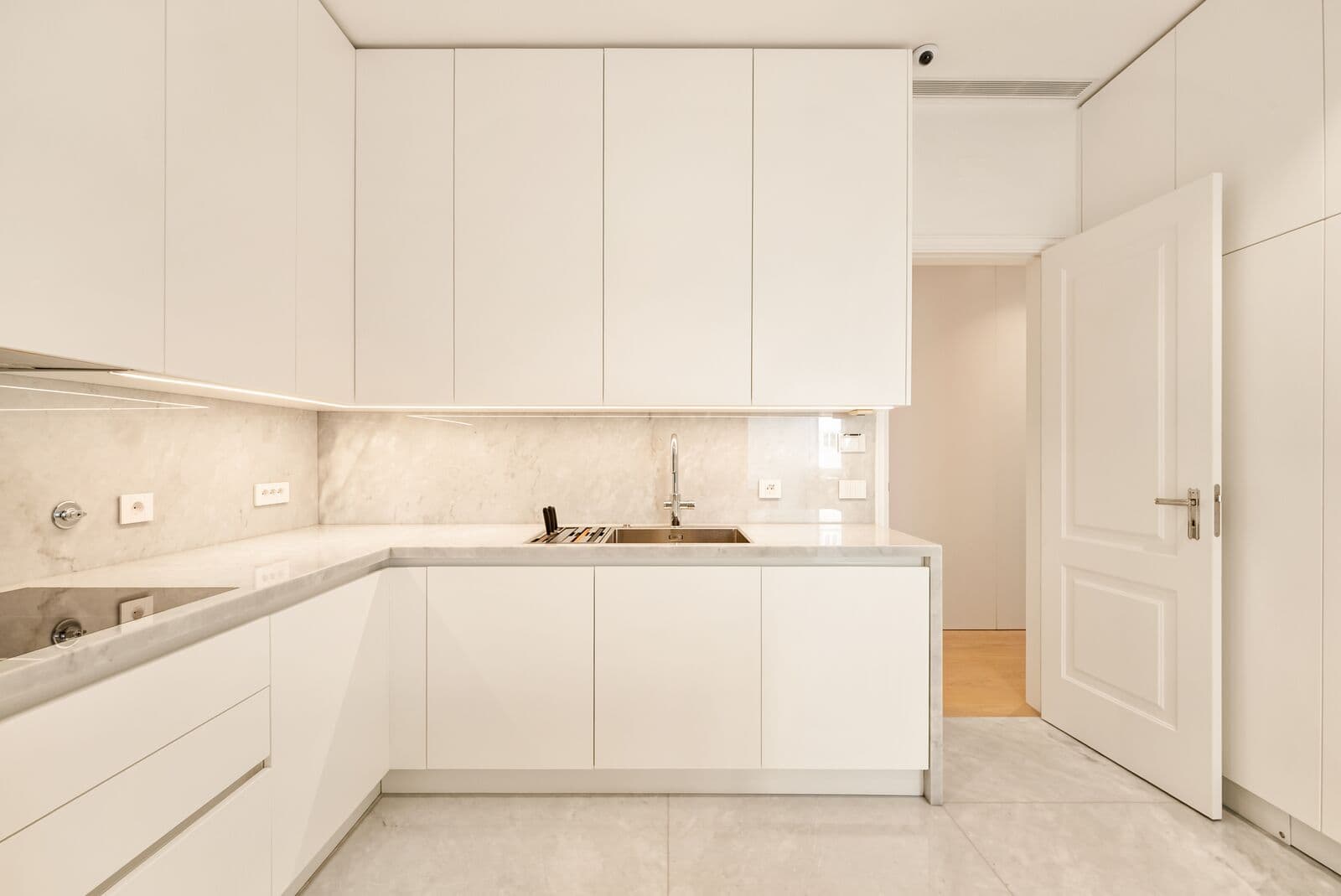 Apartamento T4 + 2 novo, El Corte Inglés, Lisboa - Imagem 14