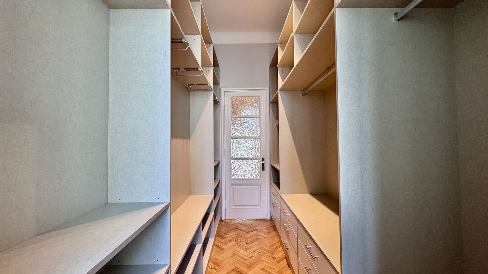 Apartamento T2 + 1 com vista, El Corte Inglés, Lisboa - Imagem 11