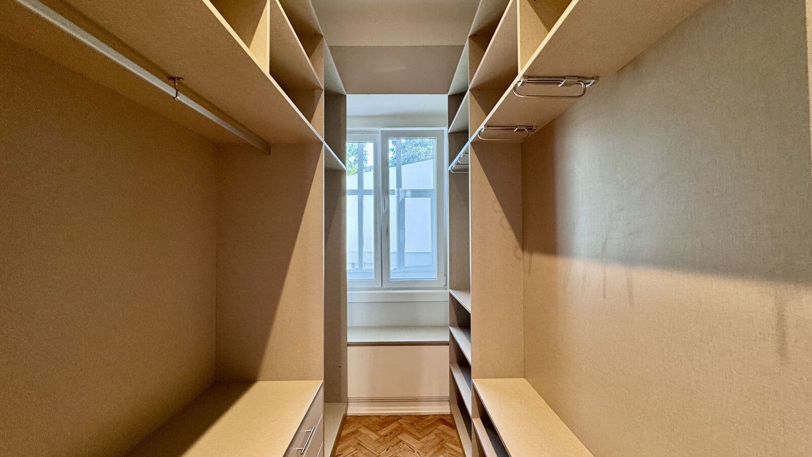 Apartamento T2 + 1 com vista, El Corte Inglés, Lisboa - Imagem 27