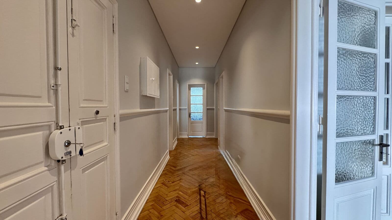 Apartamento T2 + 1 com vista, El Corte Inglés, Lisboa - Imagem 7