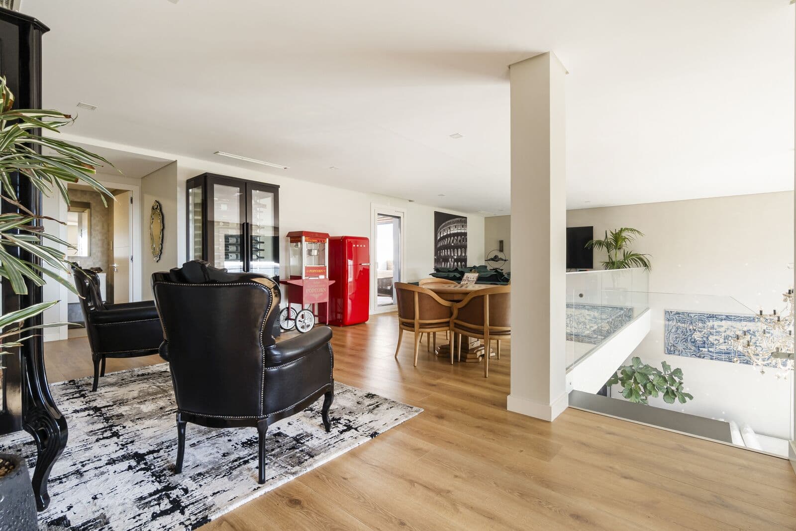 Duplex T4 com piscina, Porto Salvo, Oeiras - Imagem 8