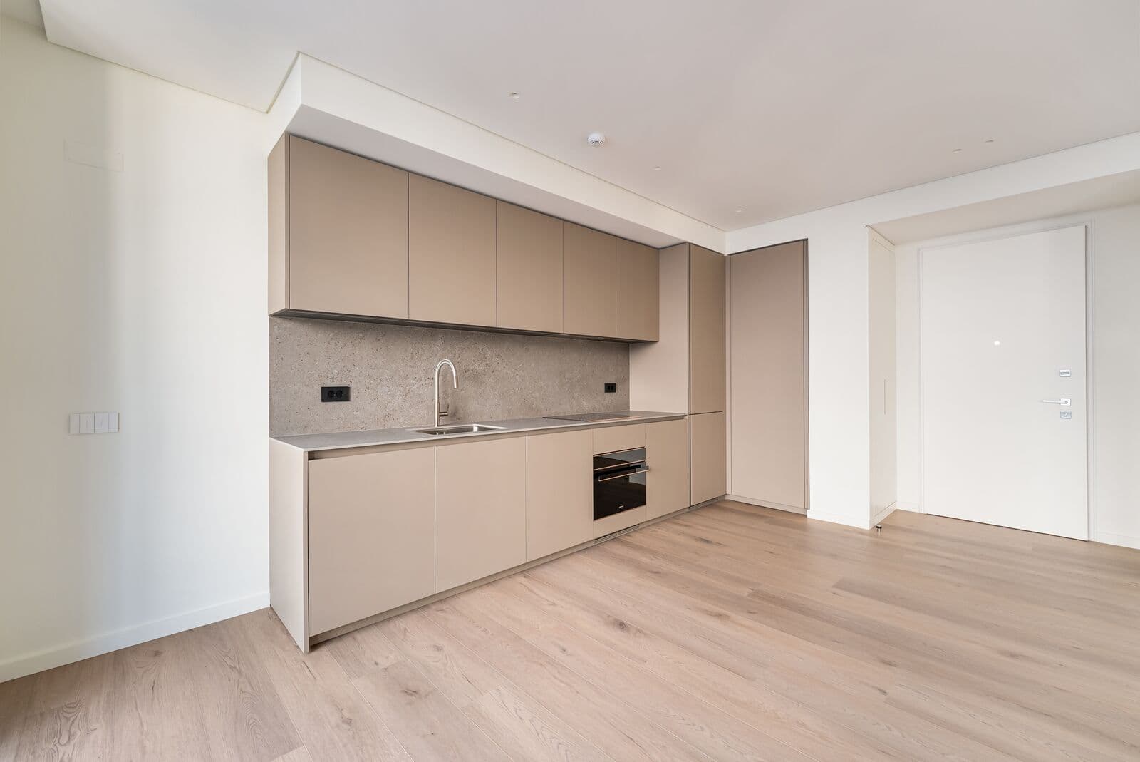 Apartamento T1 com varanda, Braço de Prata, Lisboa - Imagem 6