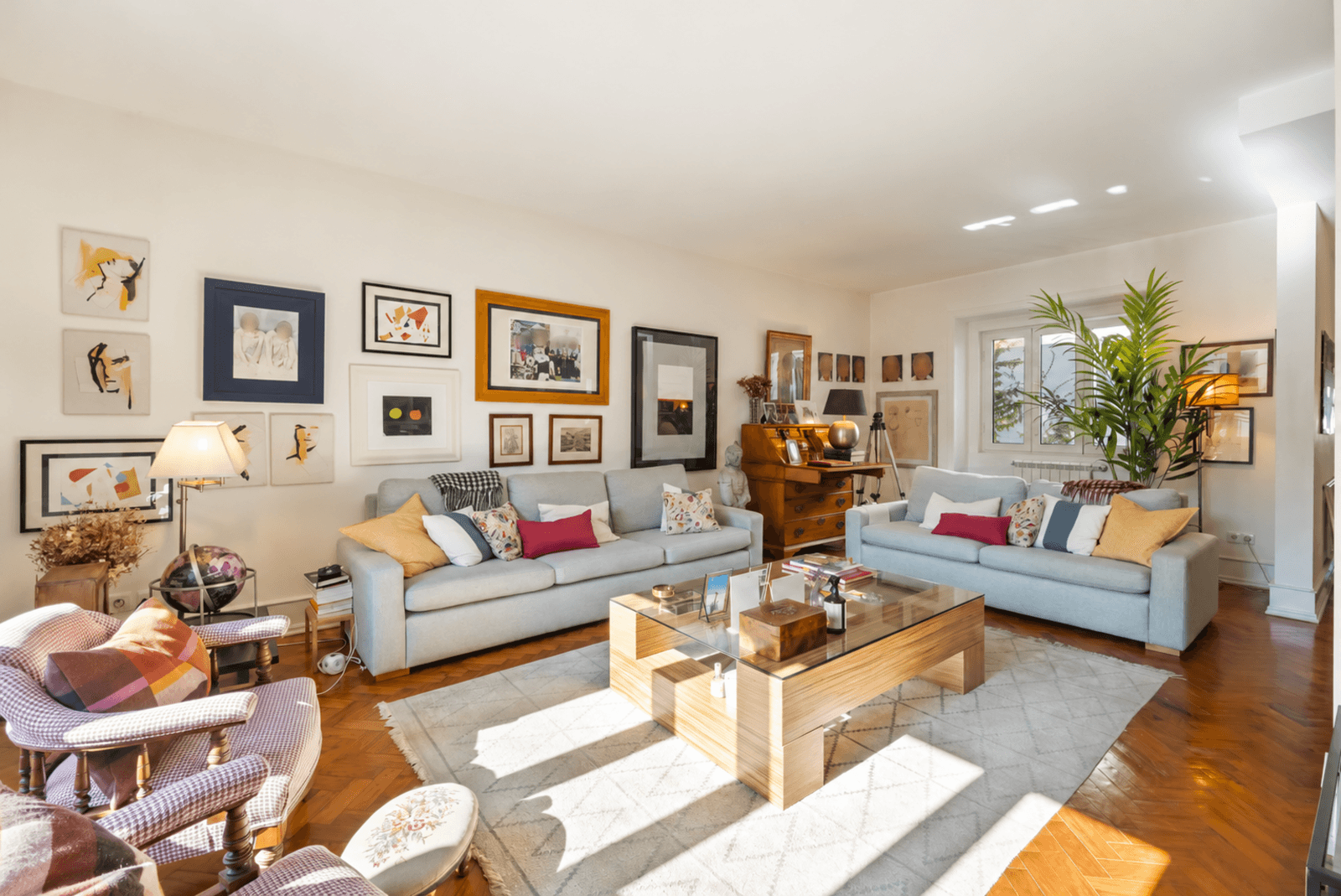 Apartamento T4 com terraço, Lapa, Lisboa - Imagem 1