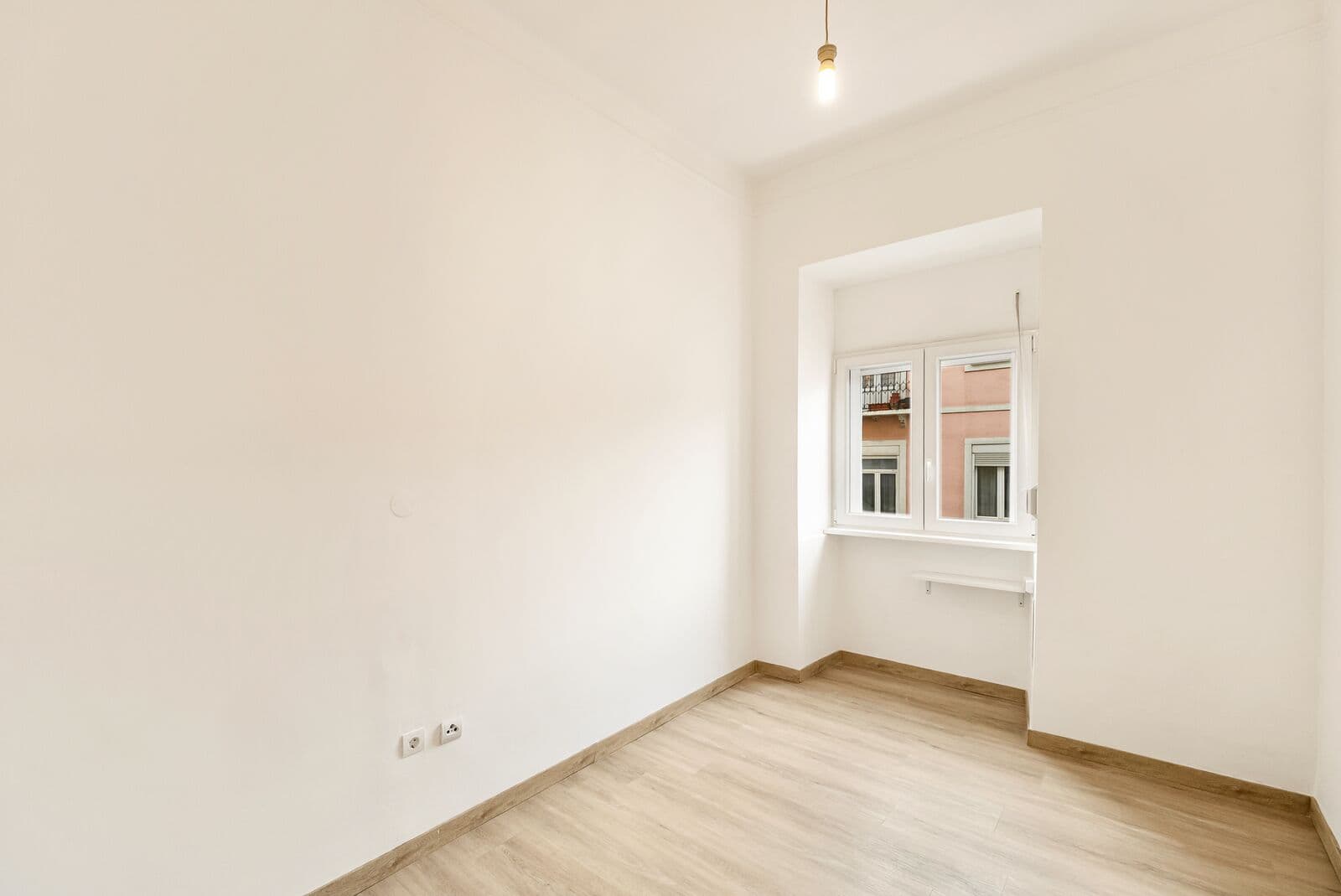 Apartamento T3 com vista, Penha de França, Lisboa - Imagem 11