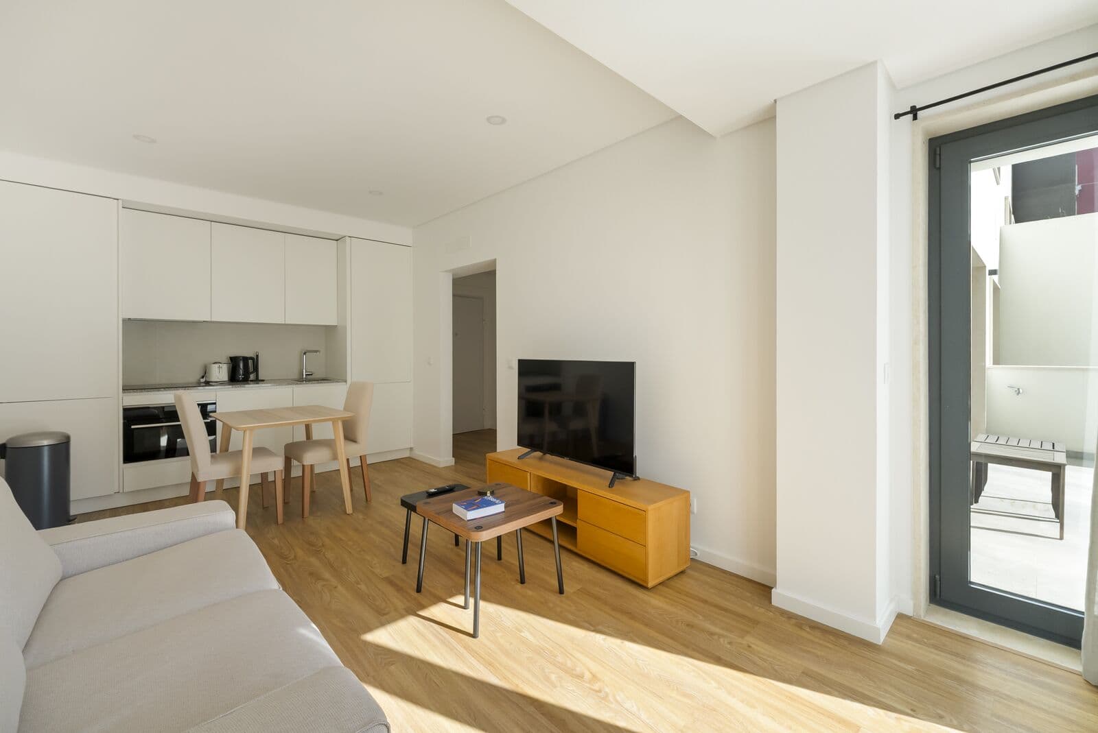 Apartamento T1 com vista, Entrecampos, Lisboa - Imagem 12