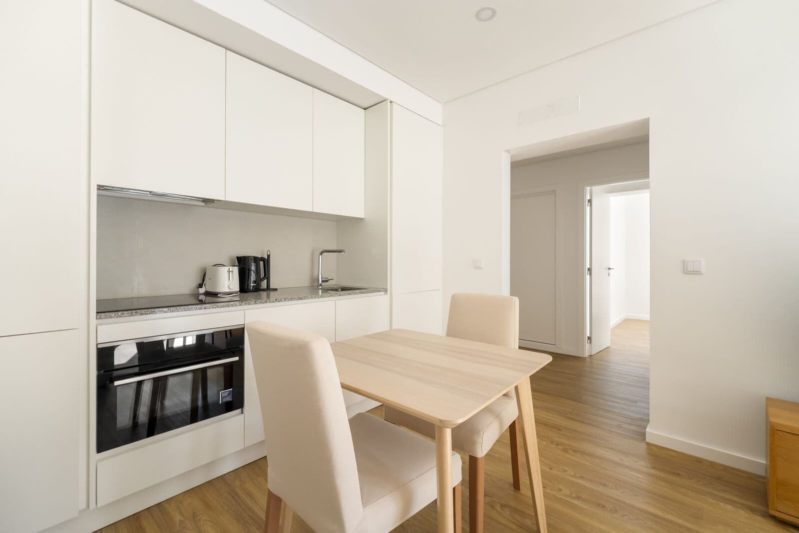 Apartamento T1 com vista, Entrecampos, Lisboa - Imagem 4