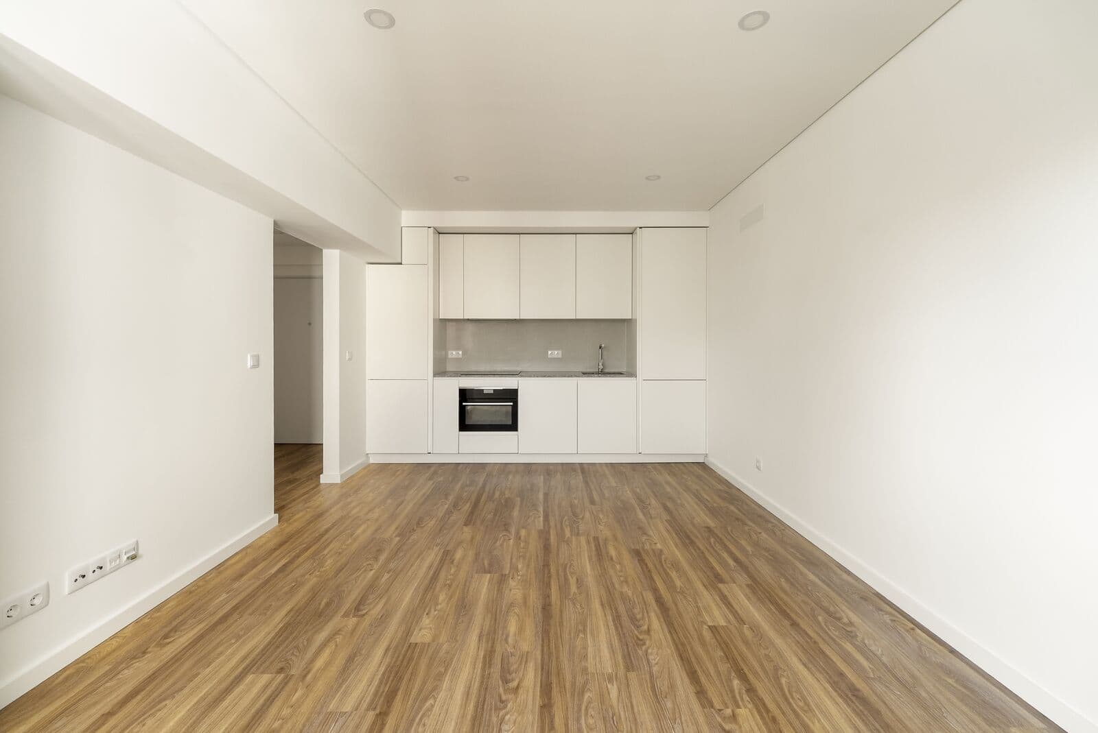 Apartamento T1 com vista, Entrecampos, Lisboa - Imagem 1