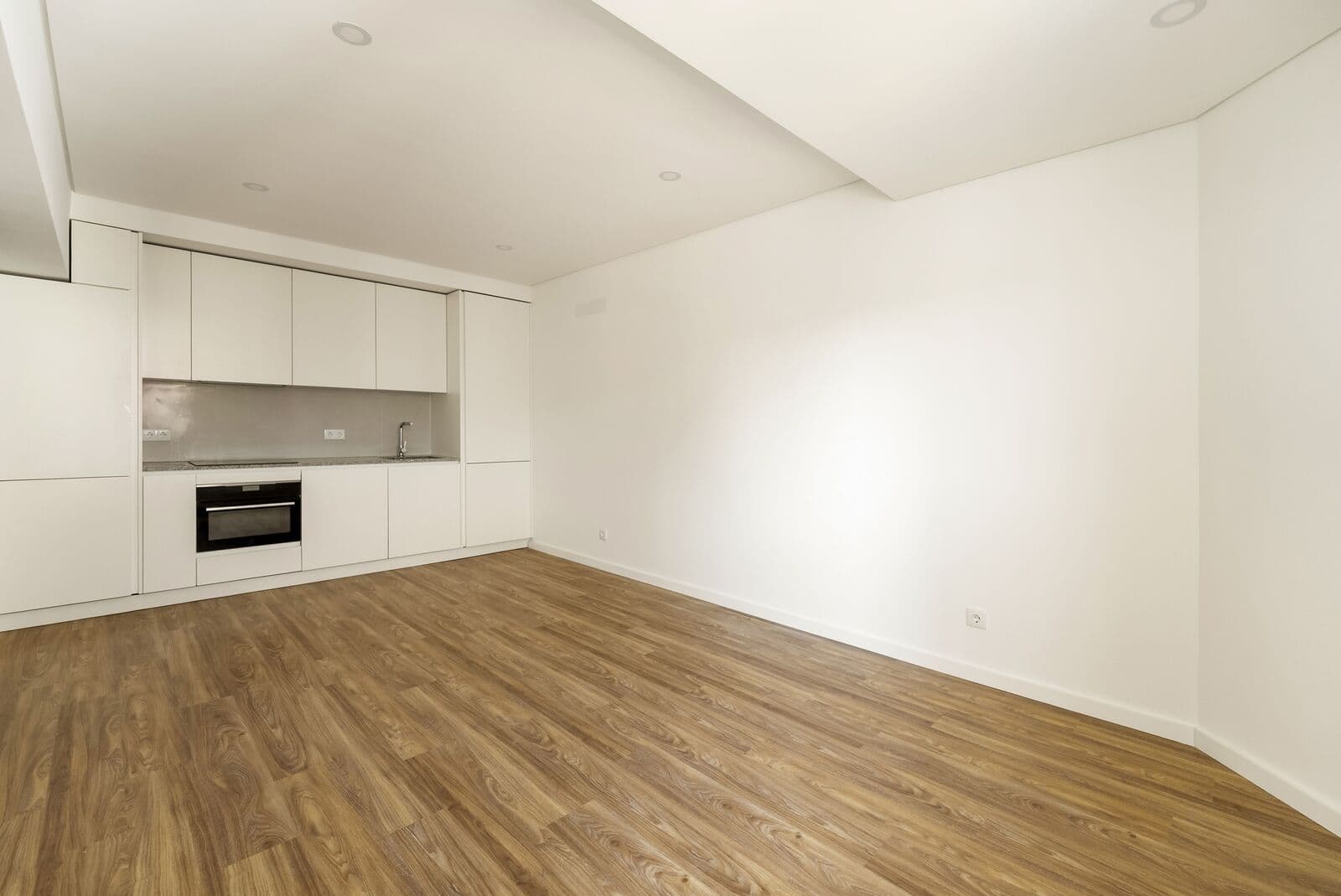 Apartamento T1 com vista, Entrecampos, Lisboa - Imagem 2