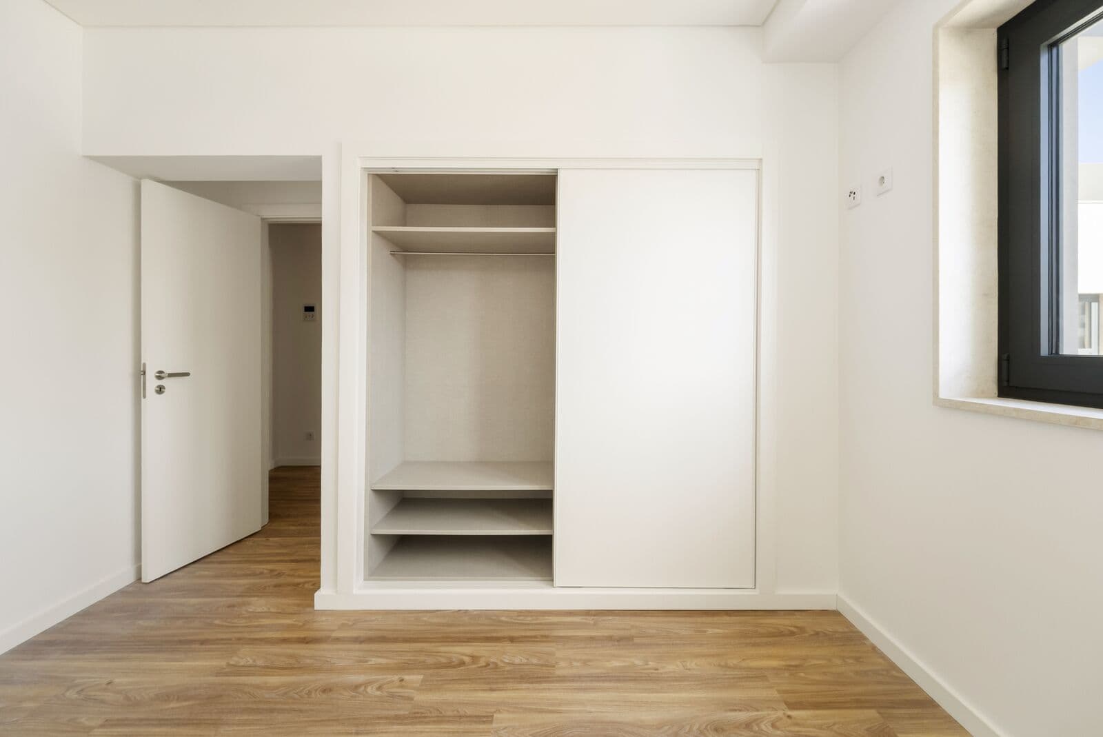Apartamento T1 com vista, Entrecampos, Lisboa - Imagem 11