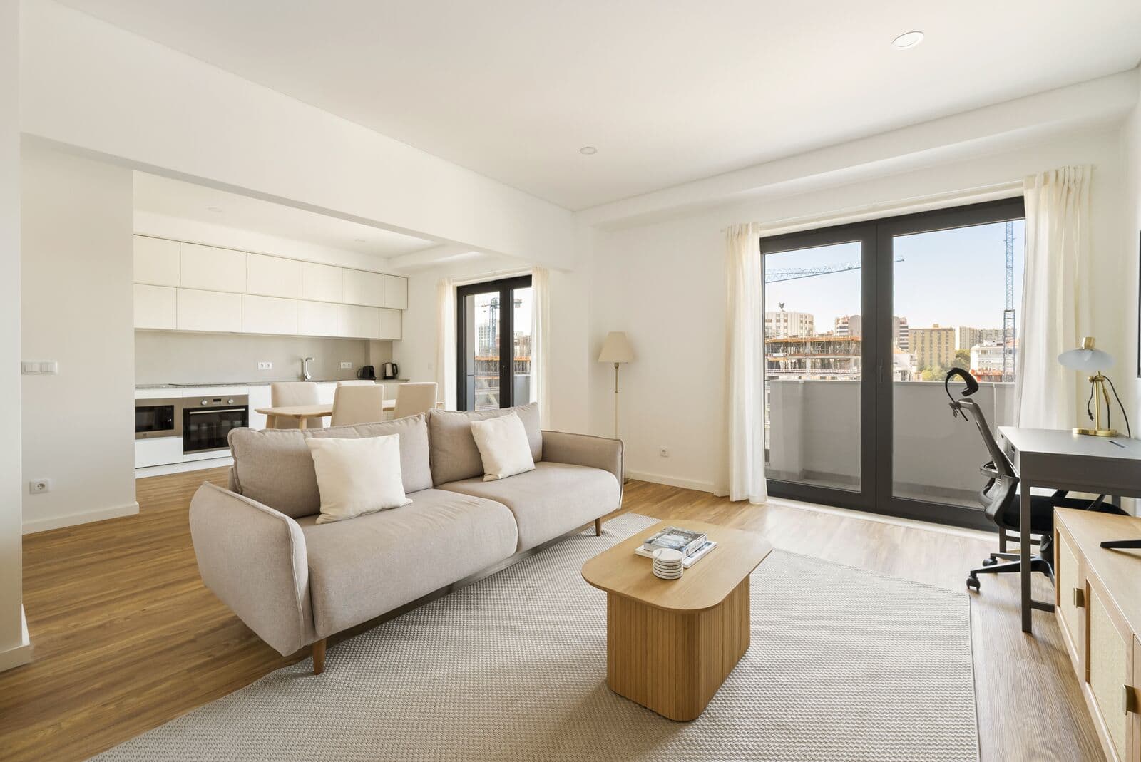 Apartamento T2 com vista, Entrecampos, Lisboa - Imagem 1