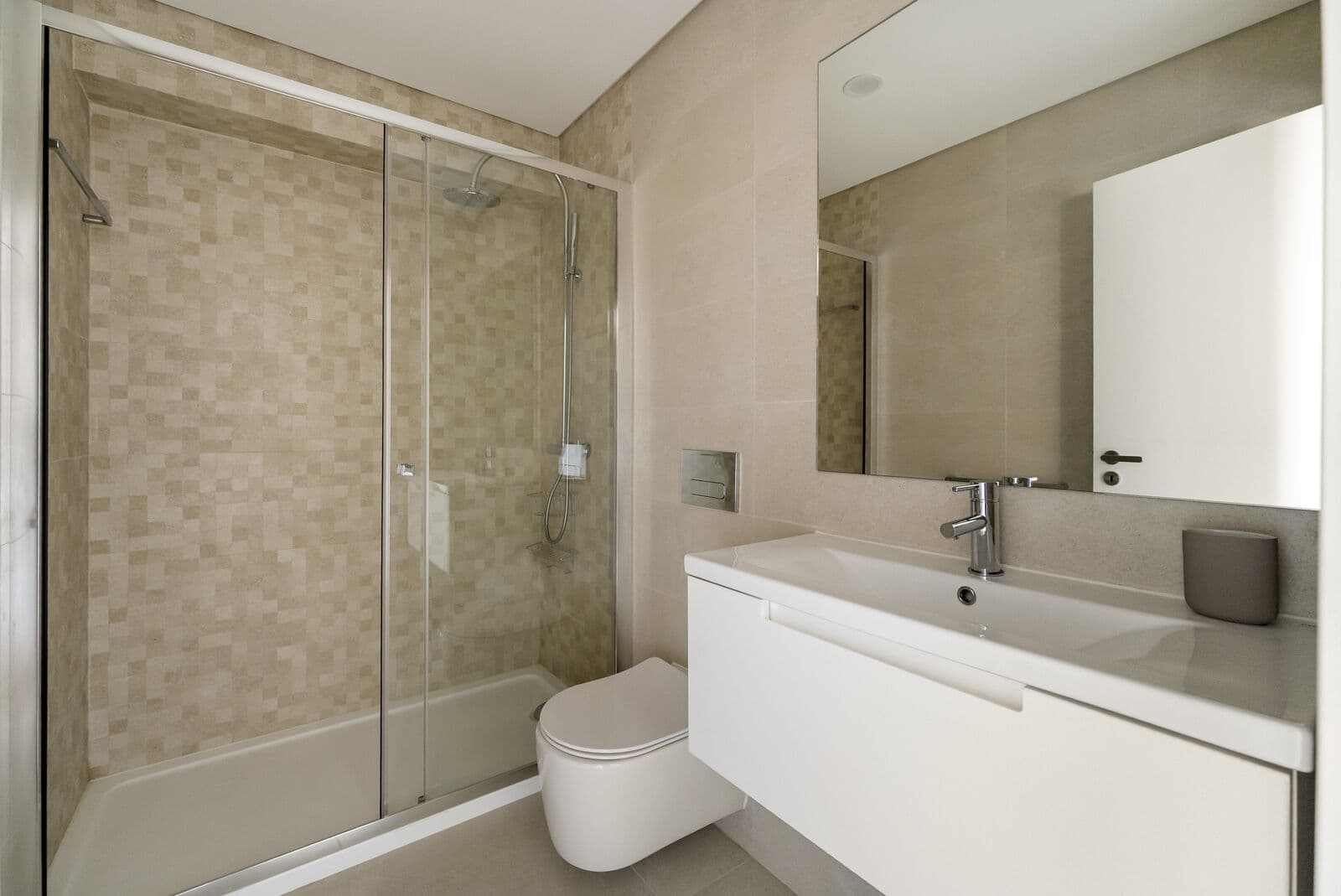 Apartamento T2 com vista, Entrecampos, Lisboa - Imagem 21