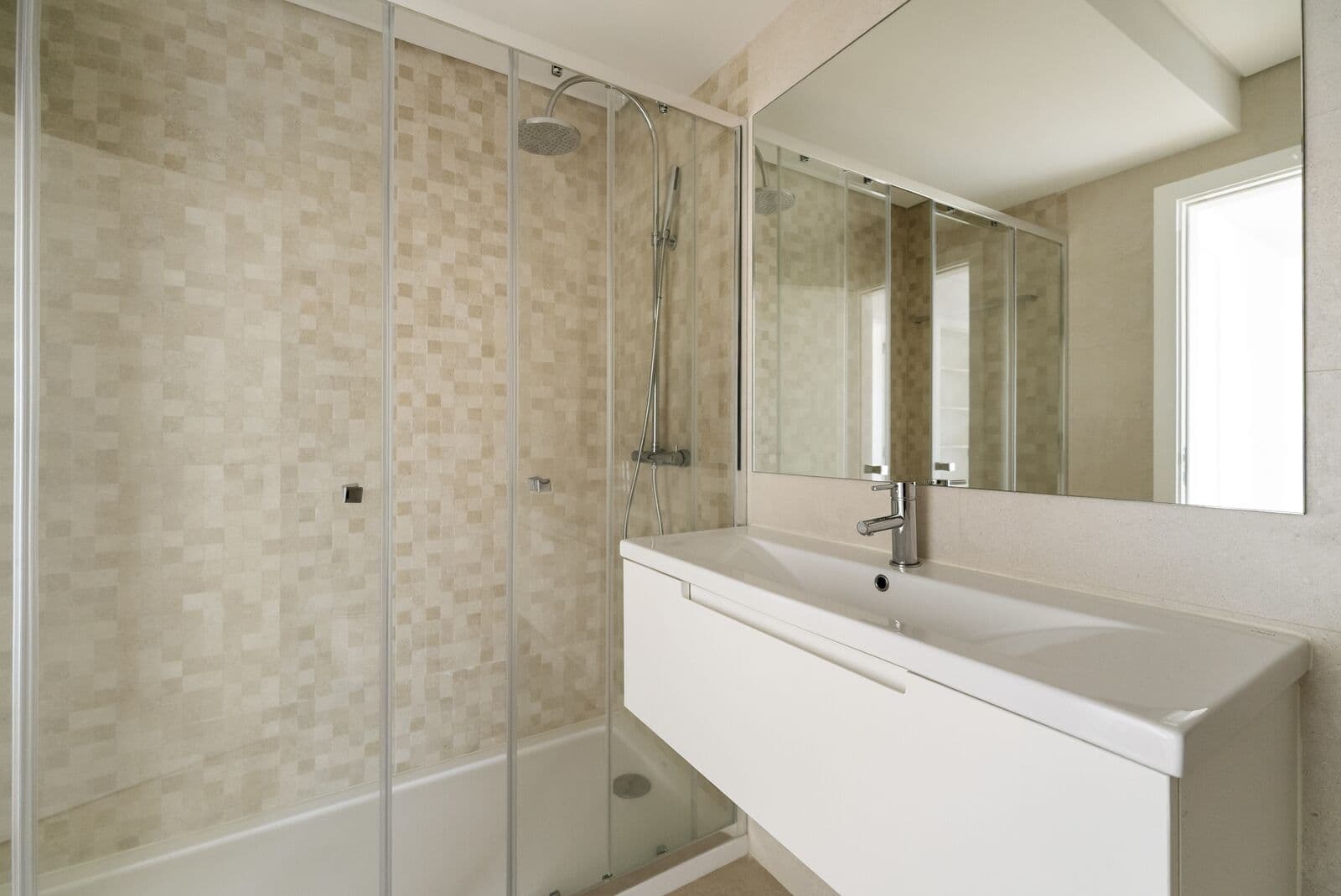 Apartamento T2 com vista, Entrecampos, Lisboa - Imagem 12