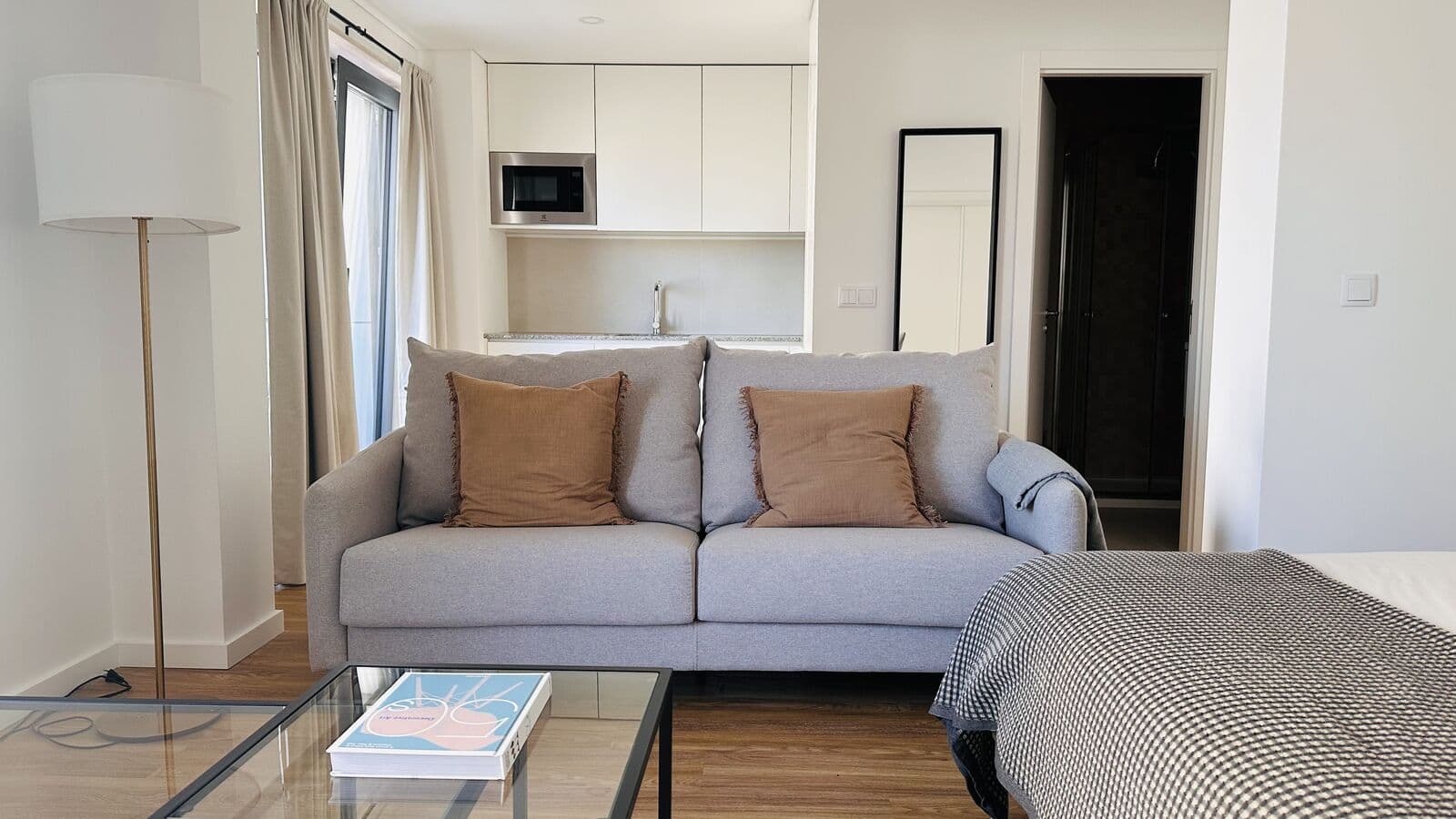 Apartamento T0 com vista, Entrecampos, Lisboa - Imagem 2