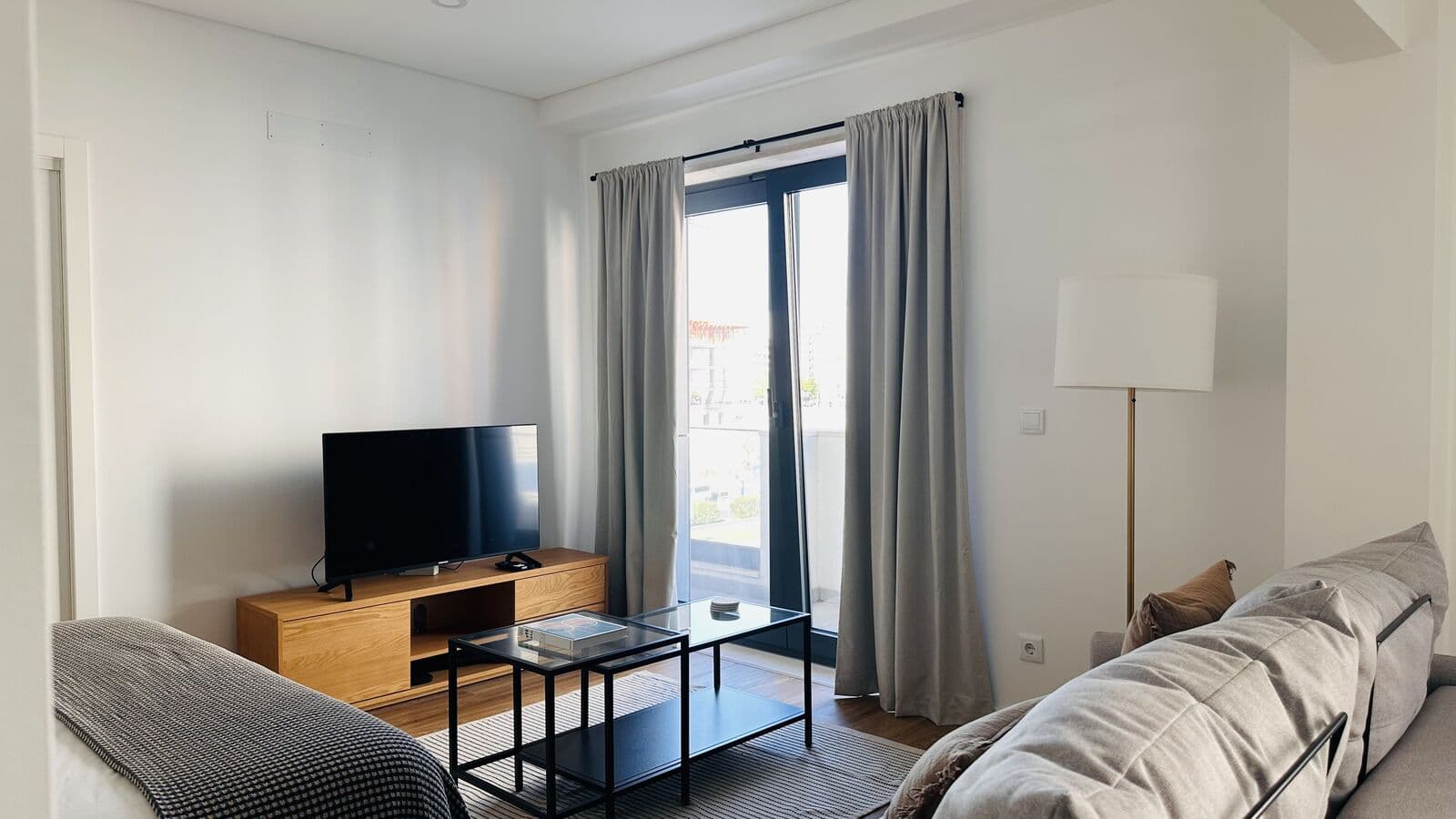 Apartamento T0 com vista, Entrecampos, Lisboa - Imagem 3
