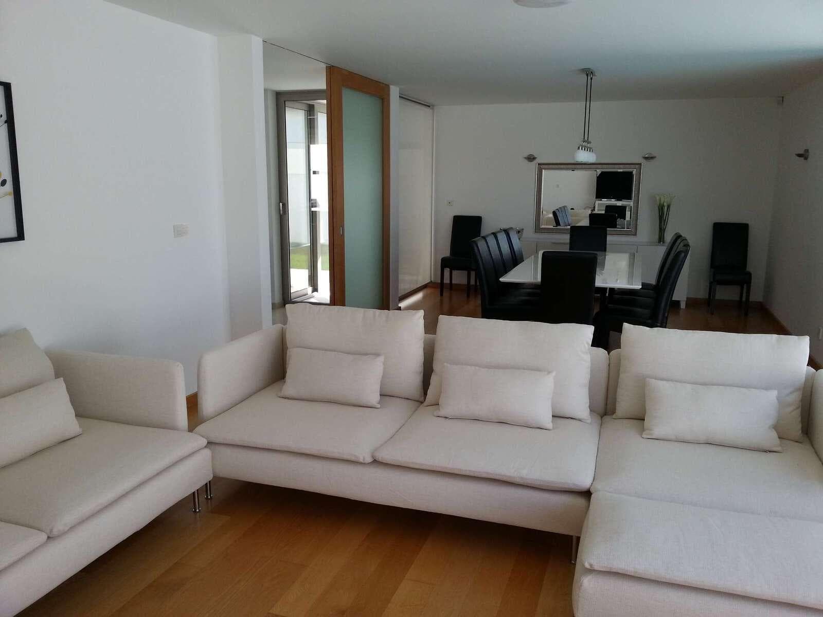 Moradia T4 com piscina, Carnaxide, Oeiras - Imagem 9