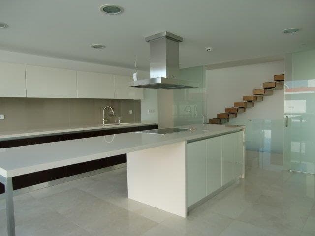 Moradia T4 com piscina, Carnaxide, Oeiras - Imagem 30
