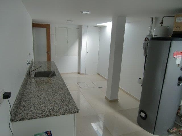 Moradia T4 com piscina, Carnaxide, Oeiras - Imagem 36