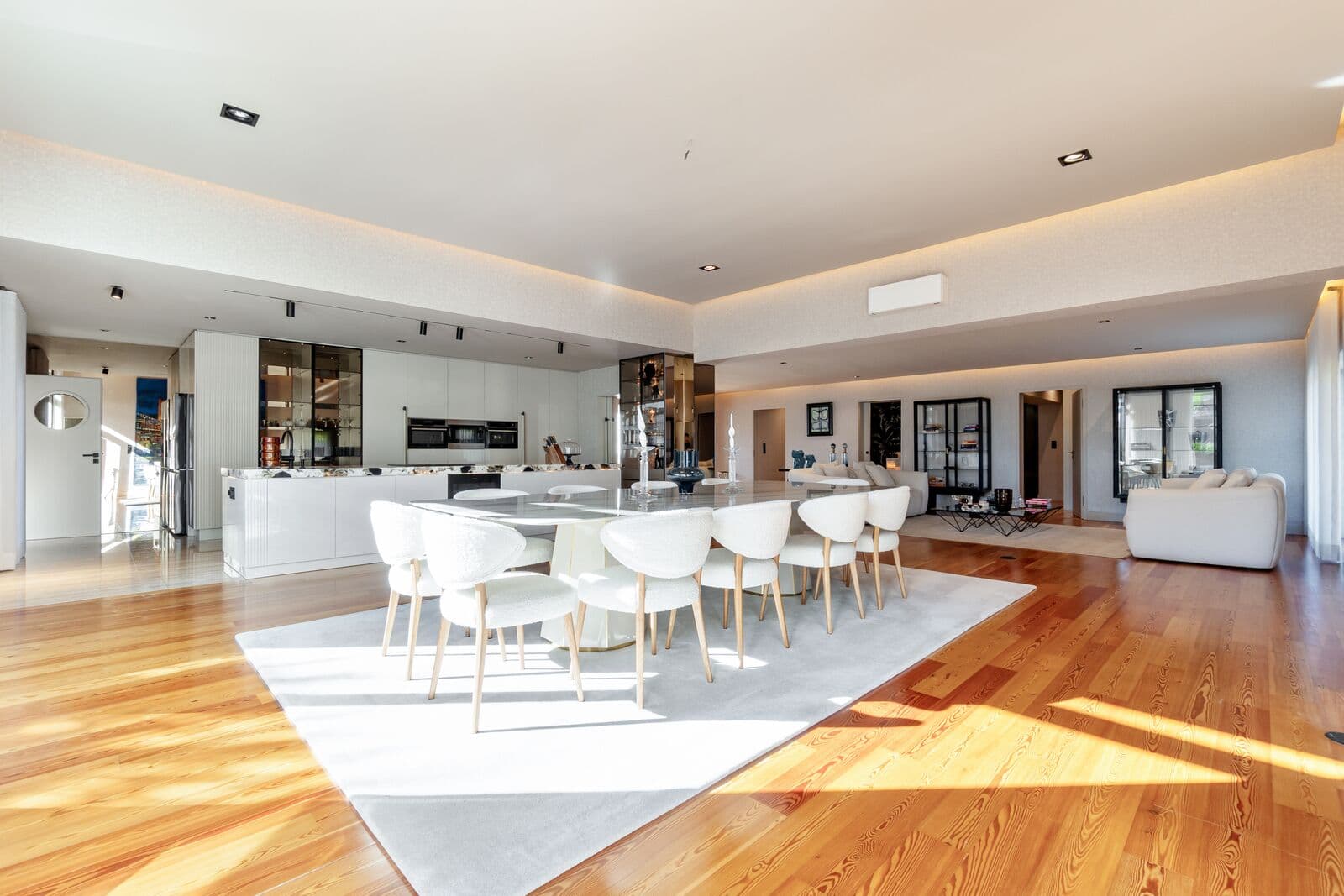 4 Bedroom House with swimming pool, Birre, Cascais - Image 19