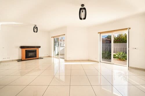 PF11103 - Maison normal 5 pièces avec parking, Livramento, Cascais - Image 2
