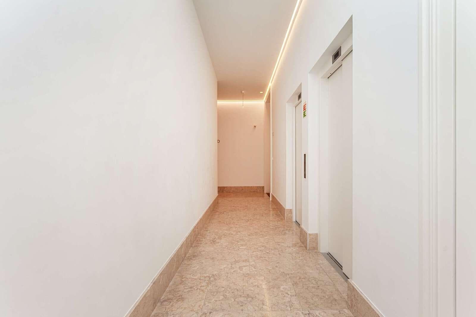 Apartamento T1 com estacionamento, Avenida da Liberdade, Lisboa - Imagem 19