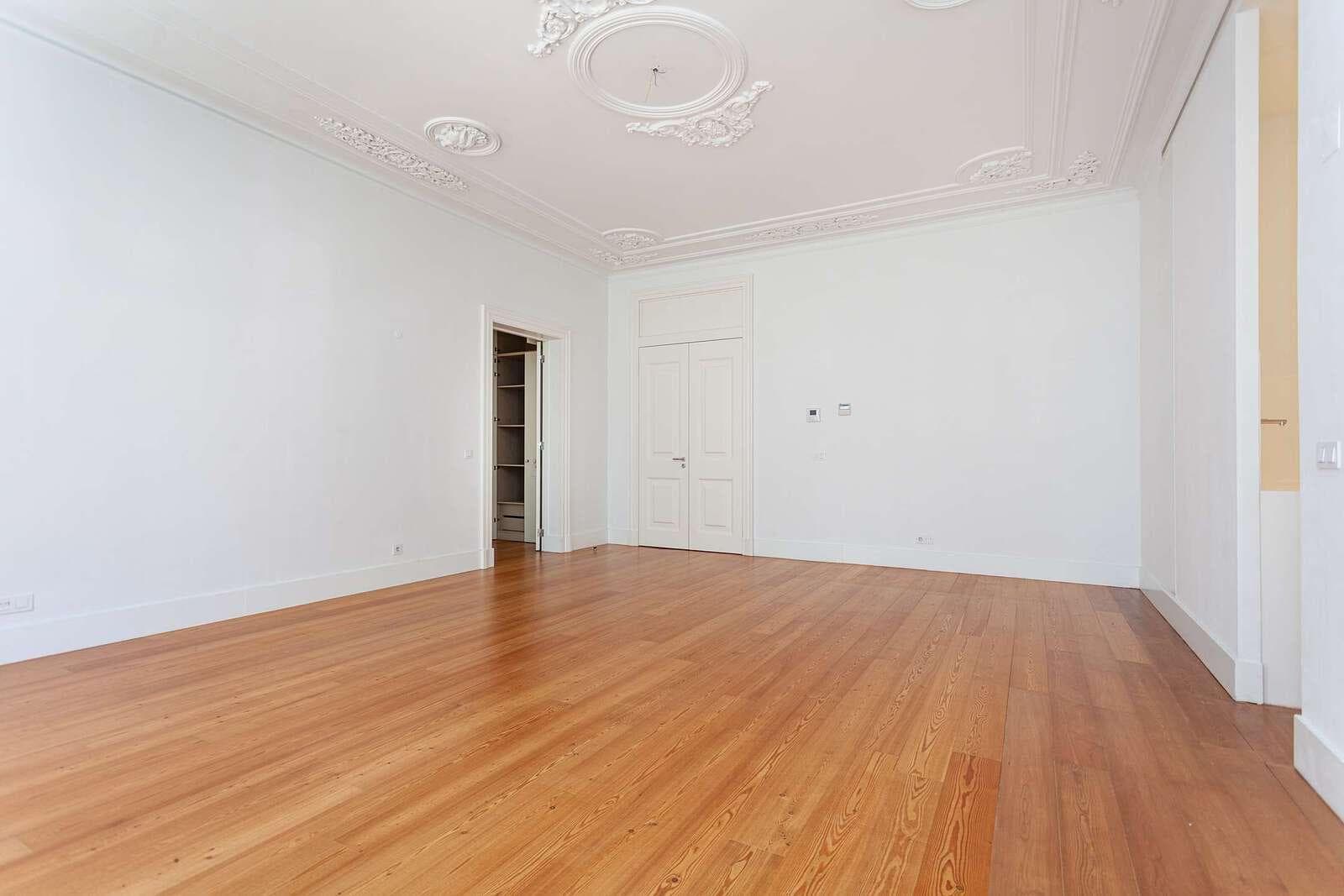 Apartamento T1 com estacionamento, Avenida da Liberdade, Lisboa - Imagem 4