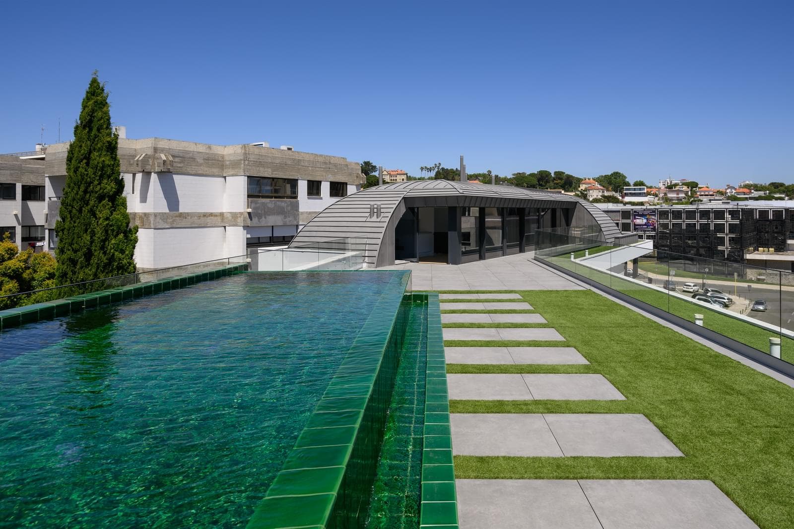 Apartamento T4 + 1 com piscina, Estoril, Cascais - Imagem 1