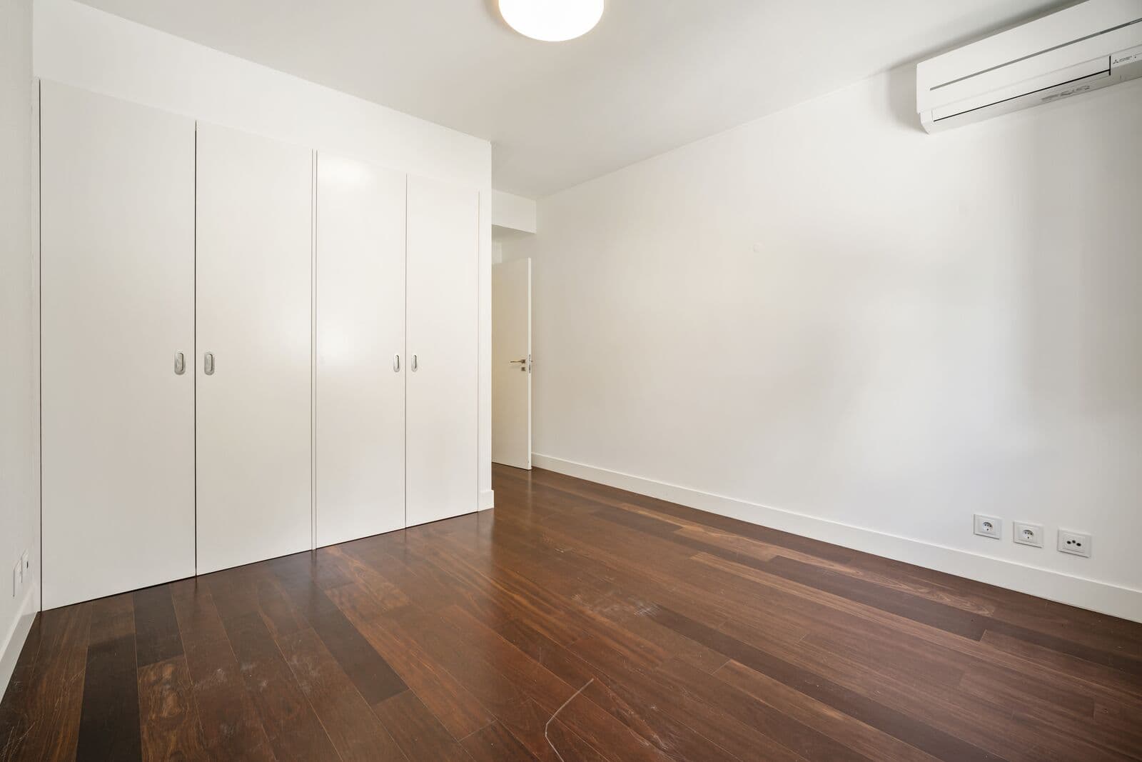 Apartamento T4 com jardim, Bairro da Martinha, Cascais - Imagem 19