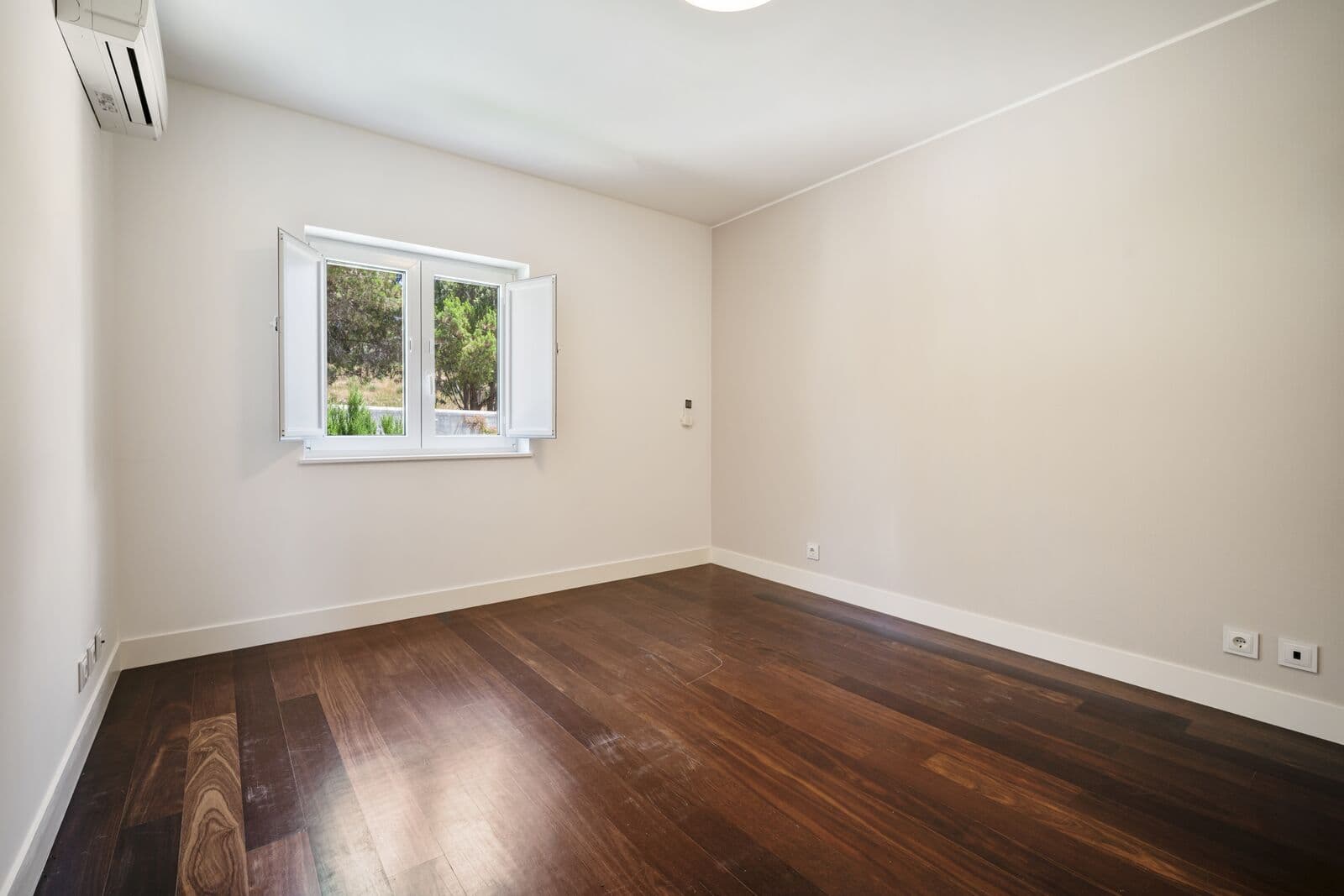 Apartamento T4 com jardim, Bairro da Martinha, Cascais - Imagem 18