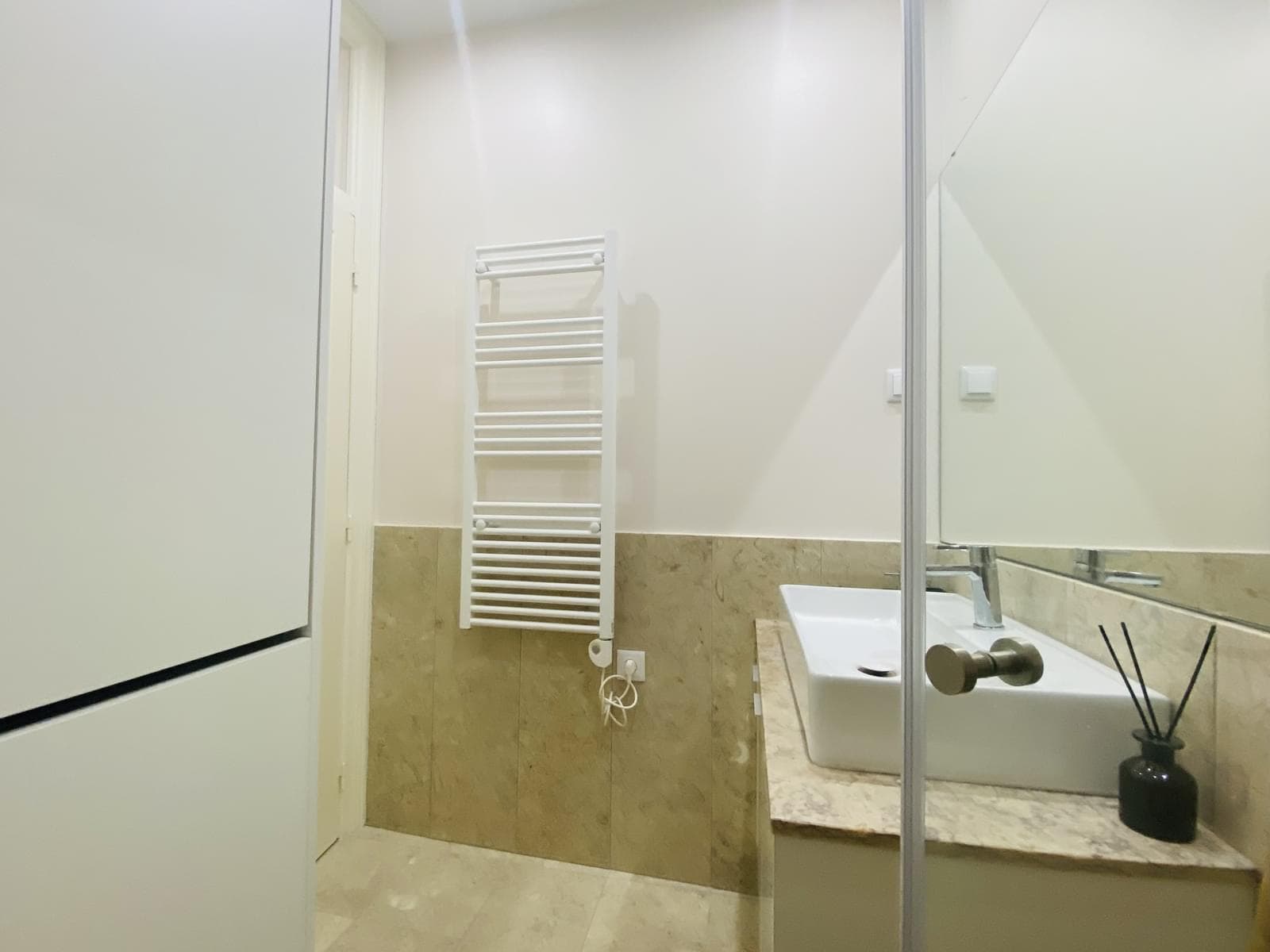 Apartamento T2 com vista, Castelo, Lisboa - Imagem 6