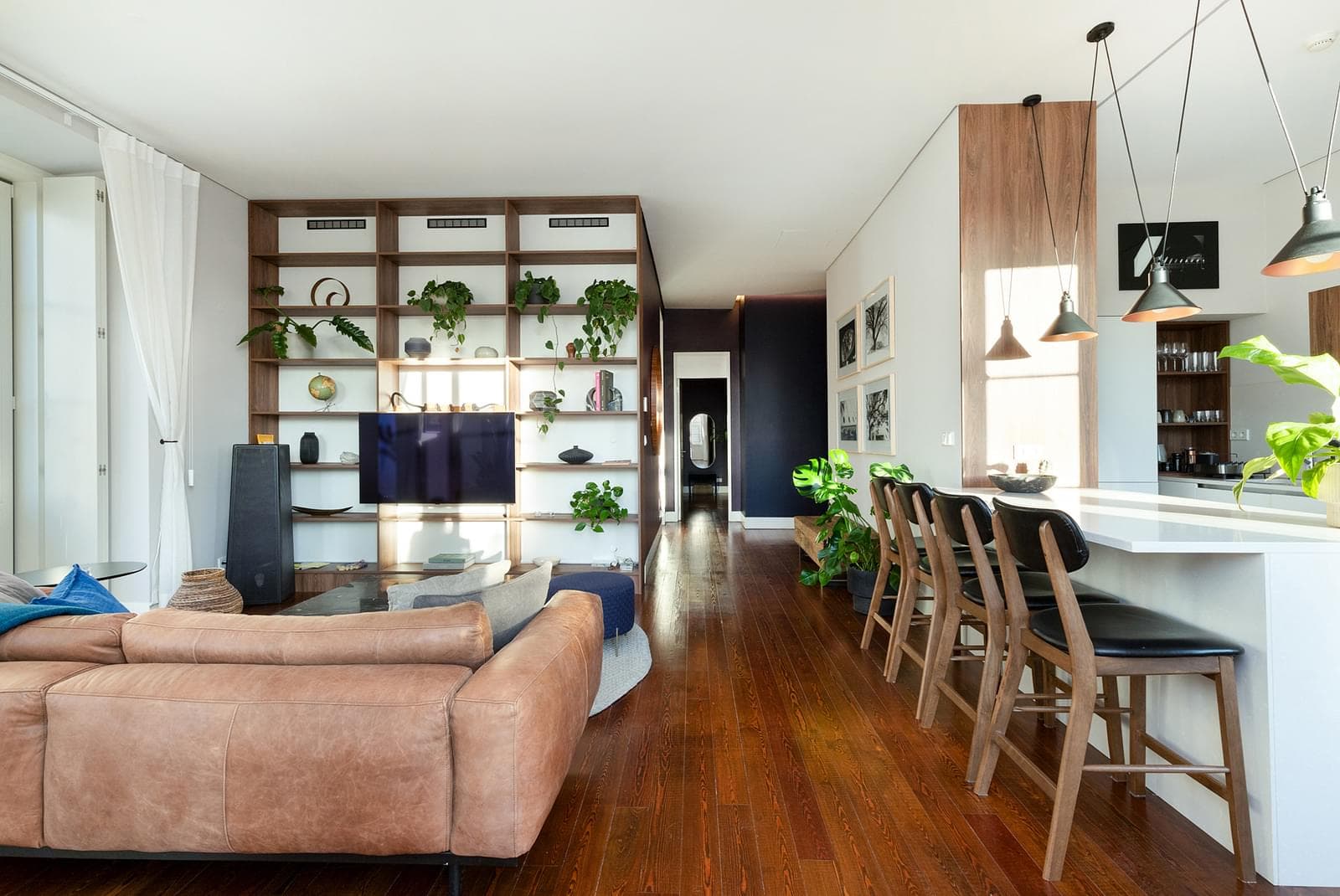 2 Bedroom Apartment with parking, Chiado, Lisboa - Image 15