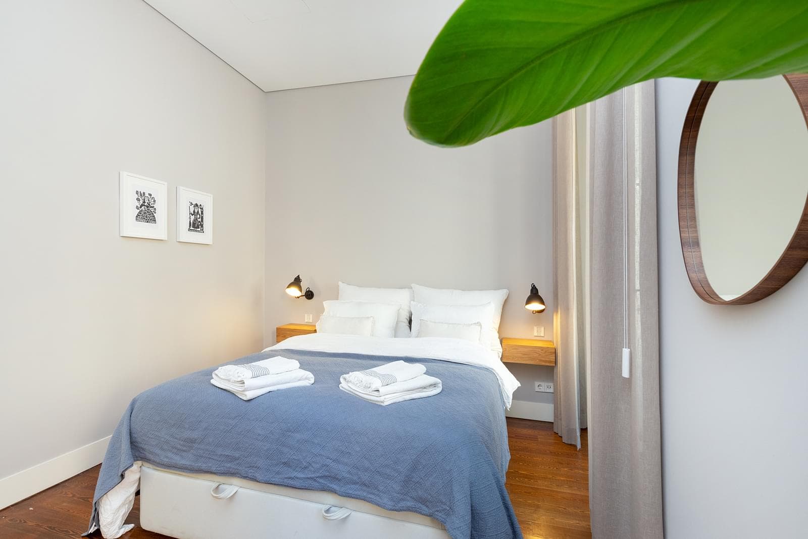 2 Bedroom Apartment with parking, Chiado, Lisboa - Image 18
