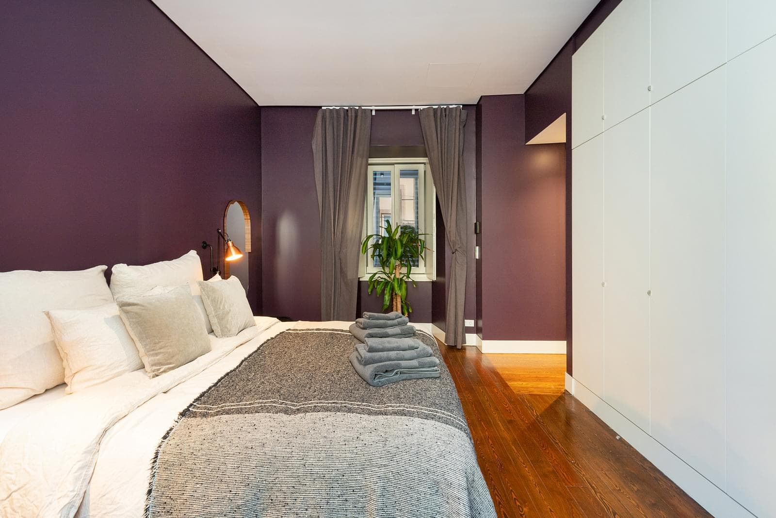 2 Bedroom Apartment with parking, Chiado, Lisboa - Image 24