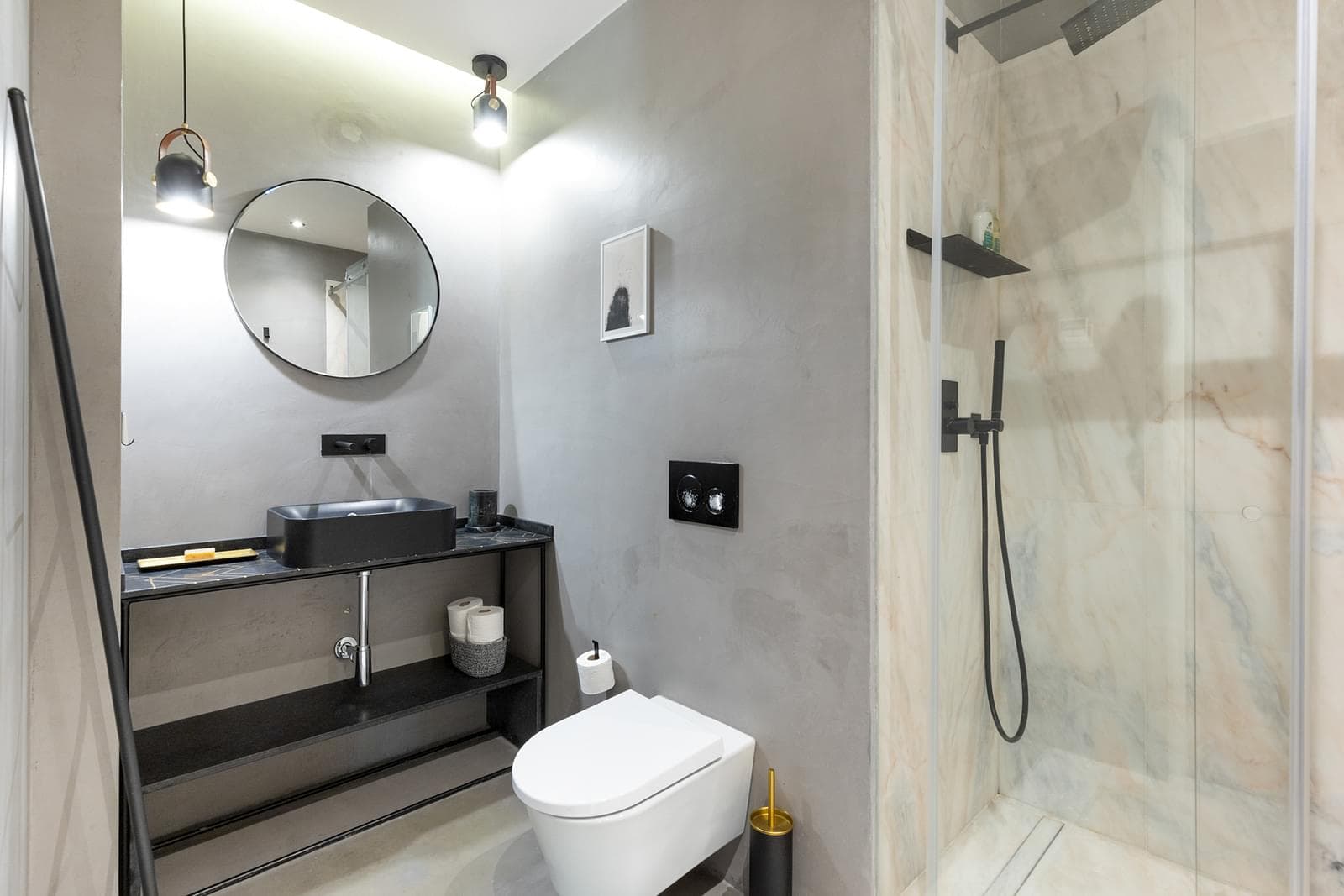 2 Bedroom Apartment with parking, Chiado, Lisboa - Image 25
