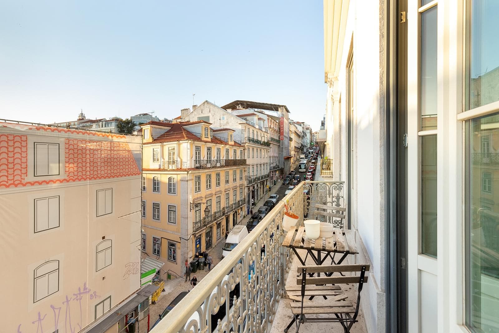 2 Bedroom Apartment with parking, Chiado, Lisboa - Image 26