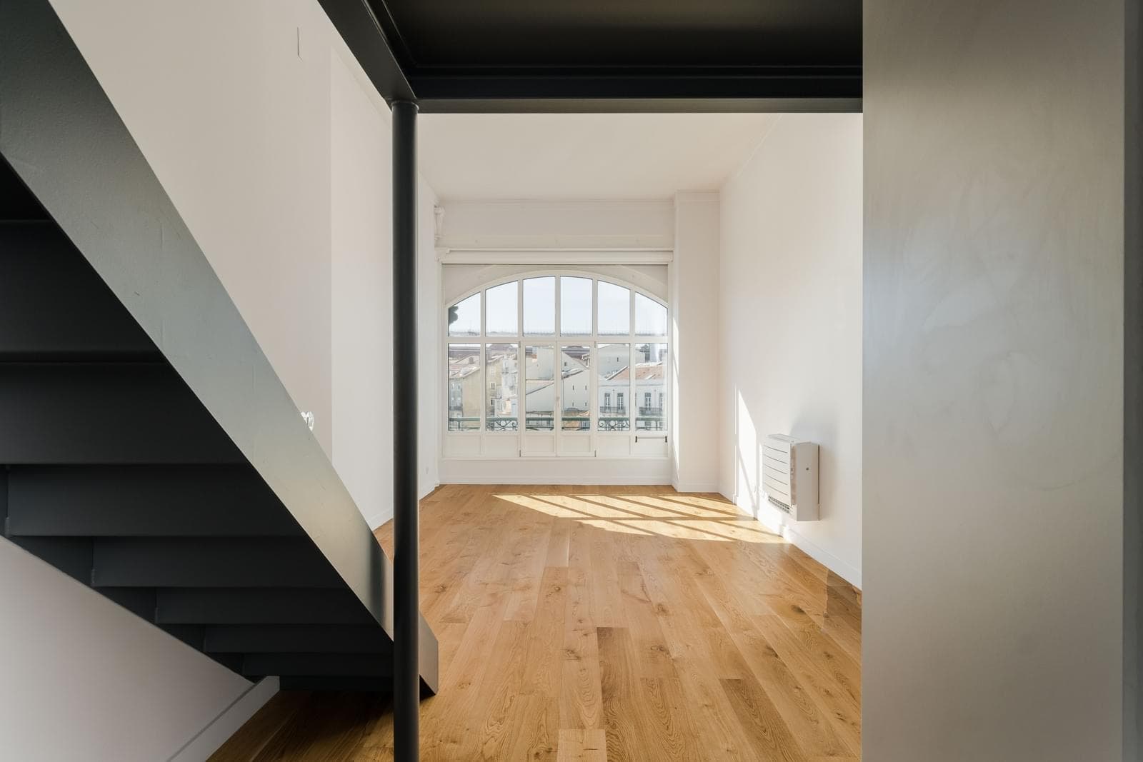 Apartamento T0 novo, Alcântara, Lisboa - Imagem 2