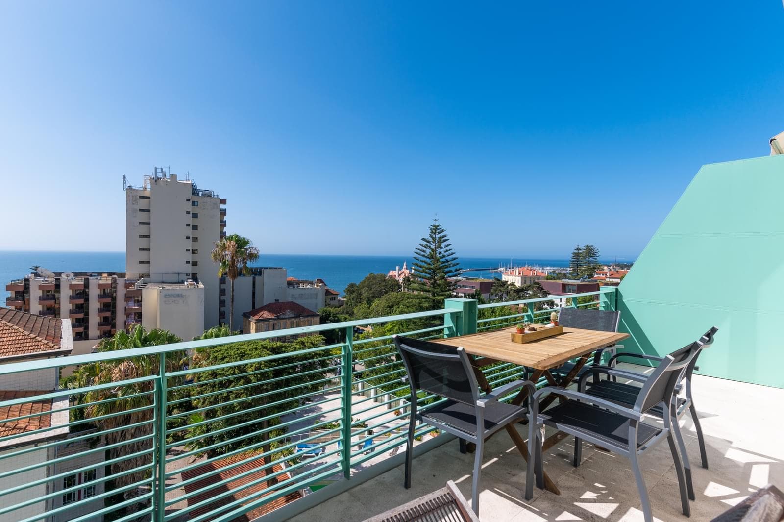 Apartamento T3 com jardim, Monte Estoril, Cascais - Imagem 1