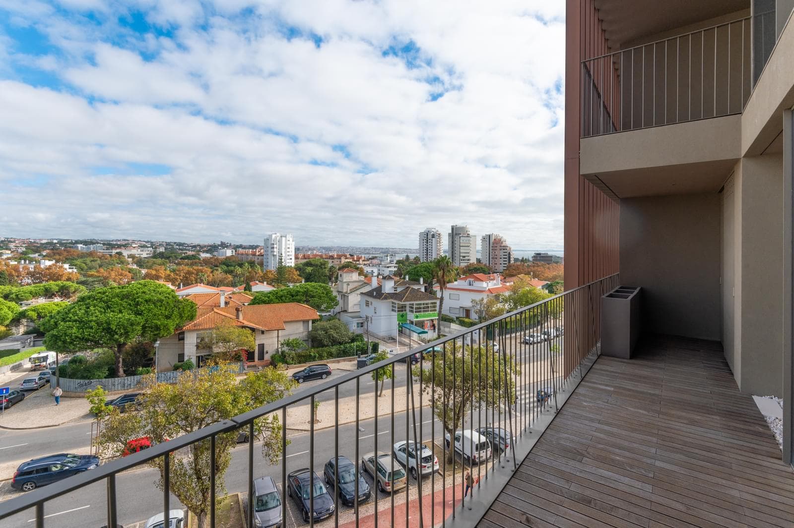 4 Bedroom Duplex with swimming pool, Gandarinha, Cascais - Image 34