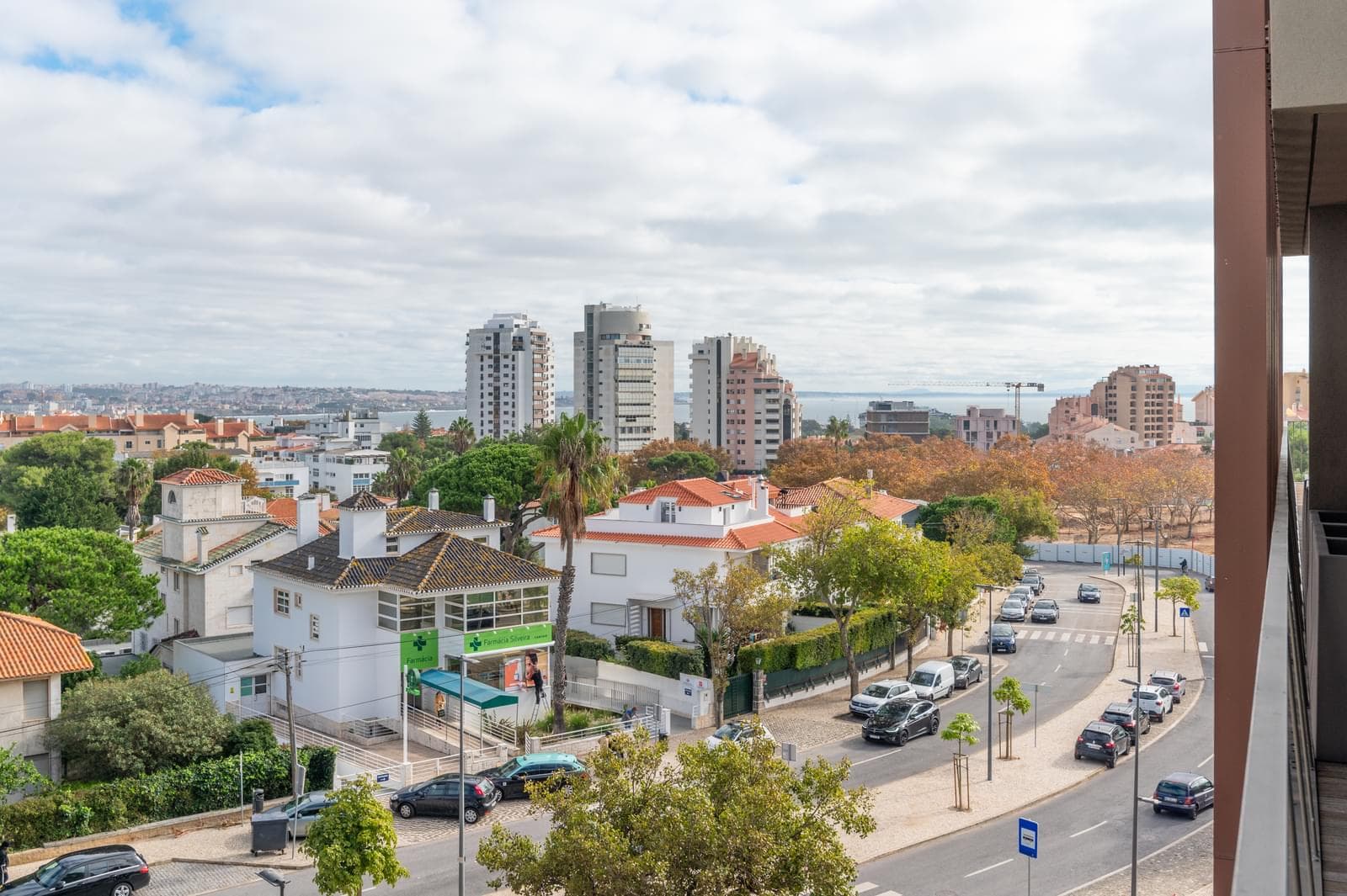 4 Bedroom Duplex with swimming pool, Gandarinha, Cascais - Image 33