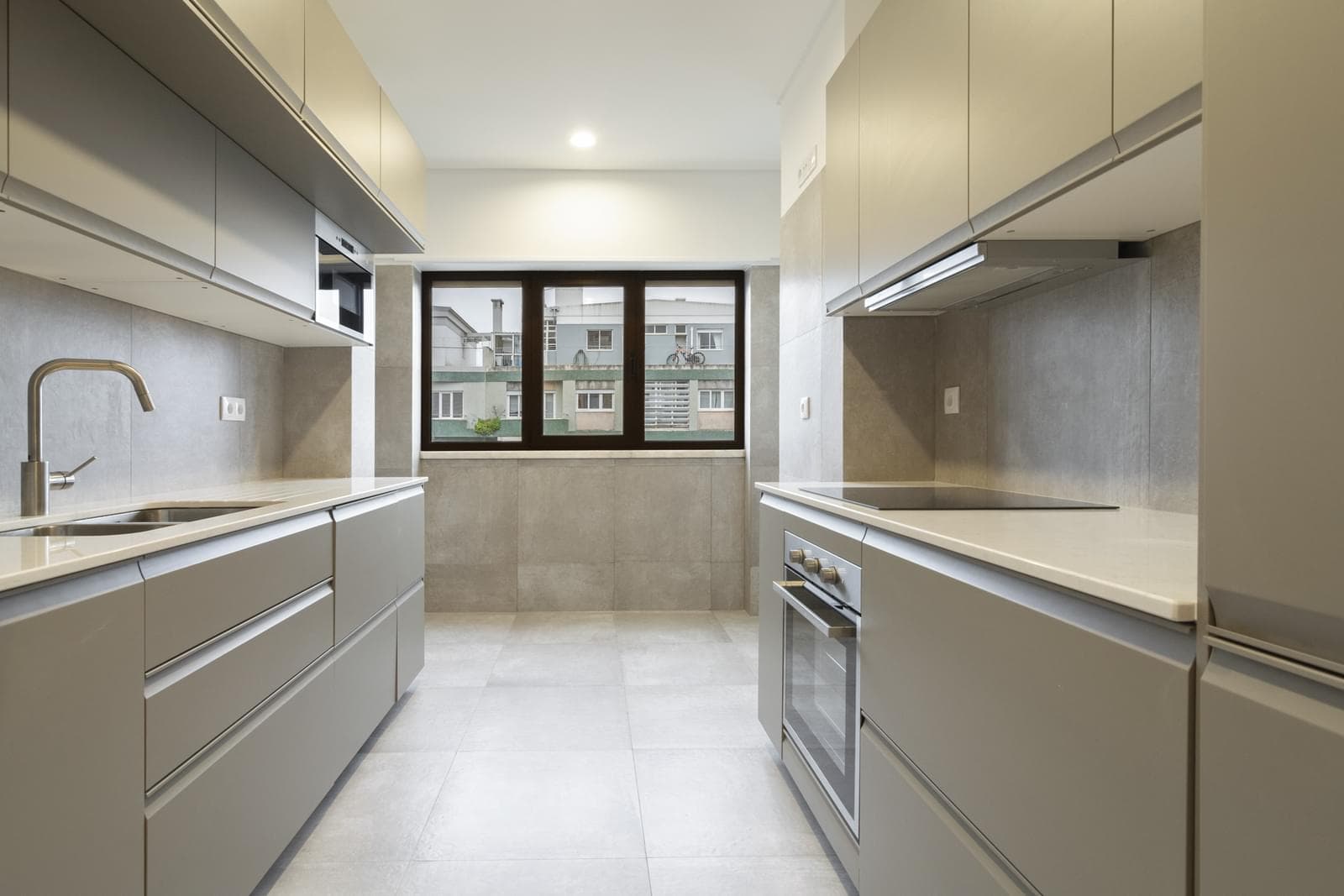 Apartamento T3 com varanda, Restelo, Lisboa - Imagem 1